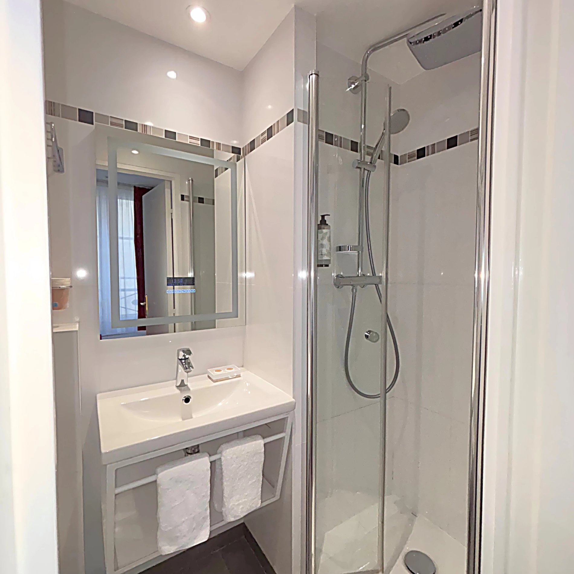 6a58e364-8c78-4014-ac4e-a6ea07ae6755