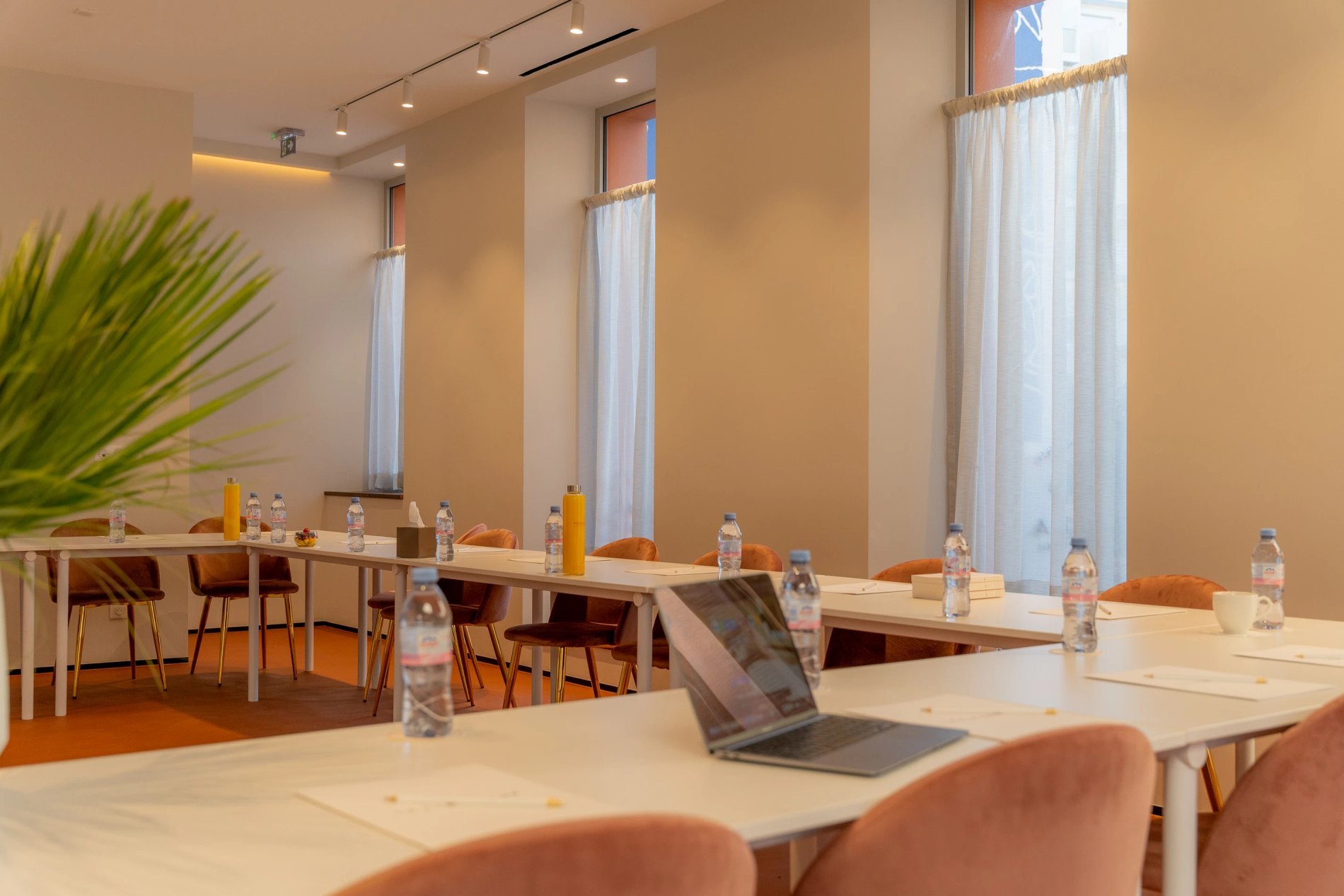 6a7dfe7b-7fa0-45e4-b3bd-56530e9c4bbb