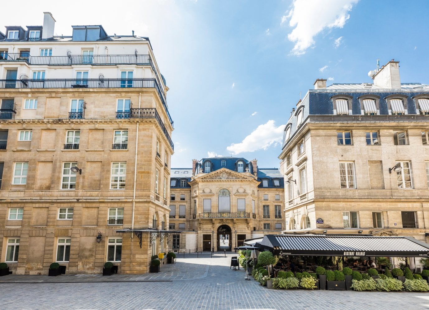 Grand Hôtel du Palais Royal | Place de Valois