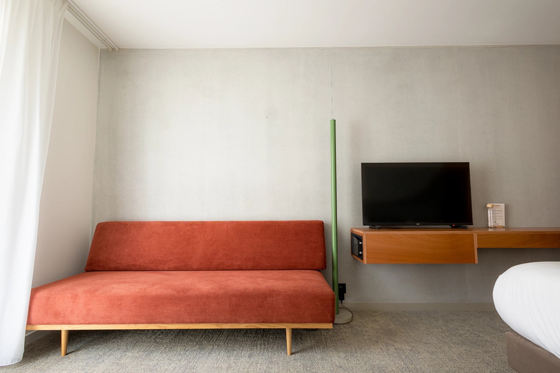 6b0872b3-3fc6-4874-91ff-084289628ec1