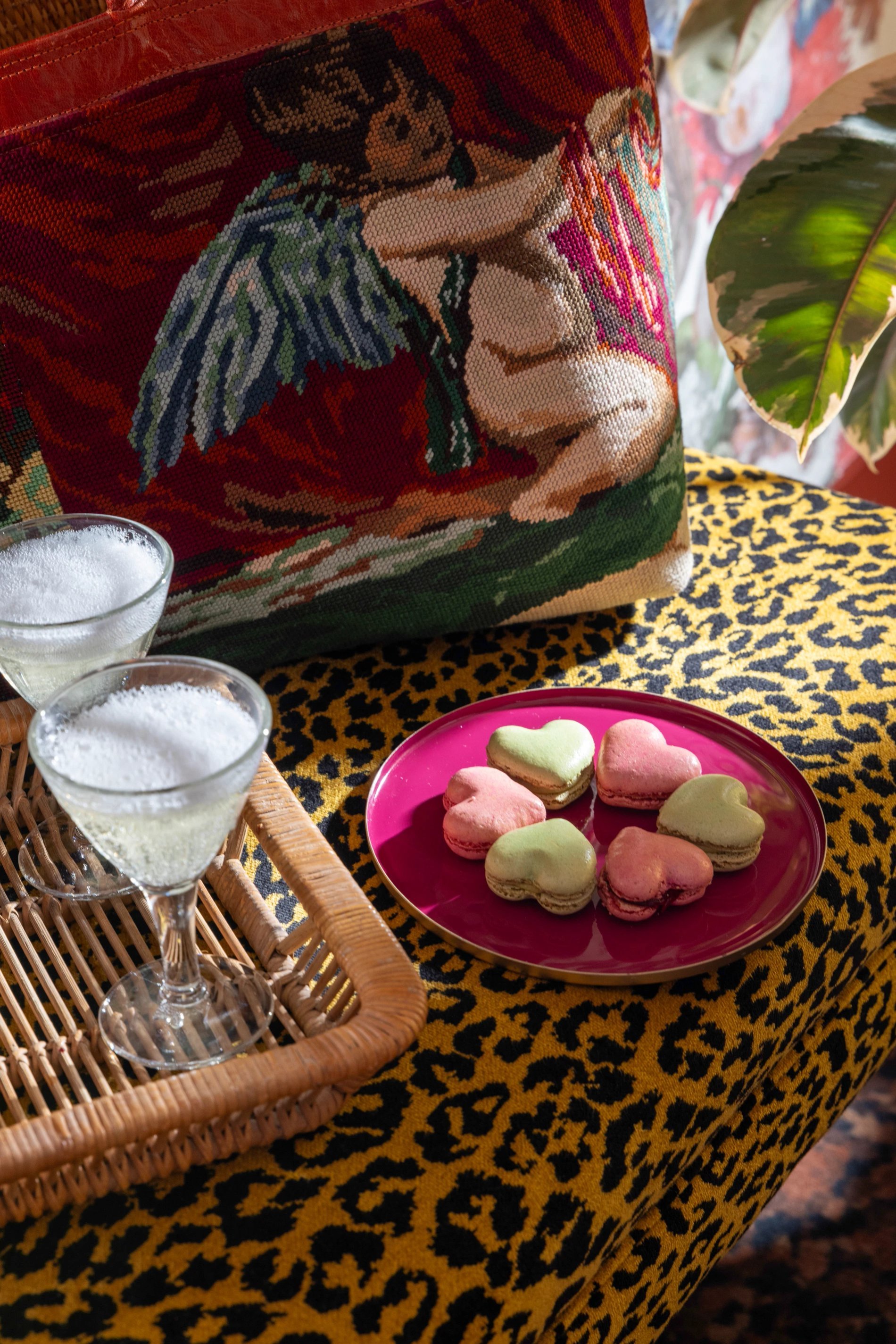 Hôtel Ginette à la Folie Package Romantique Champagne Macarons