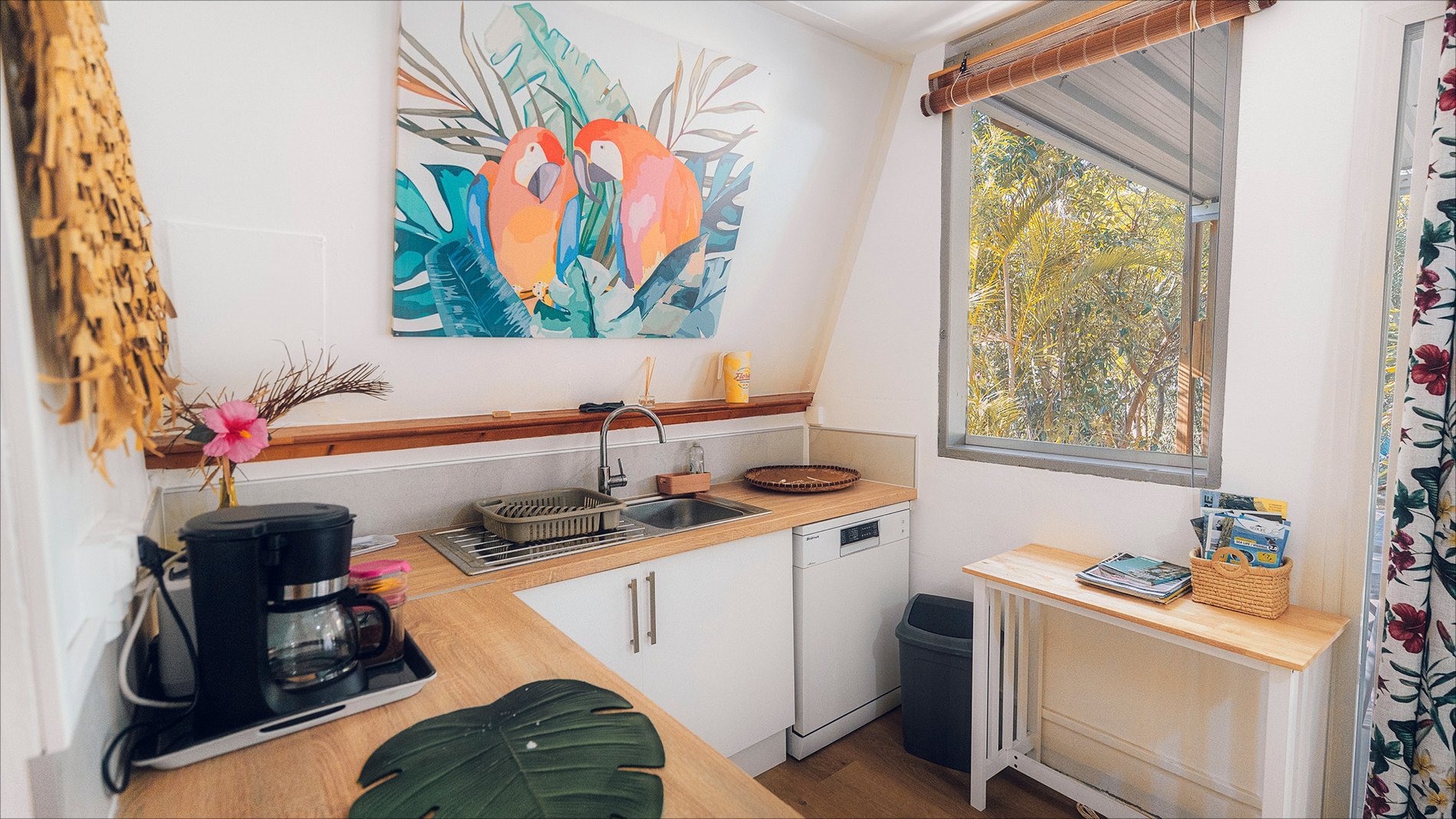 6b6253fa-747e-4099-b0da-b88058a64fc6