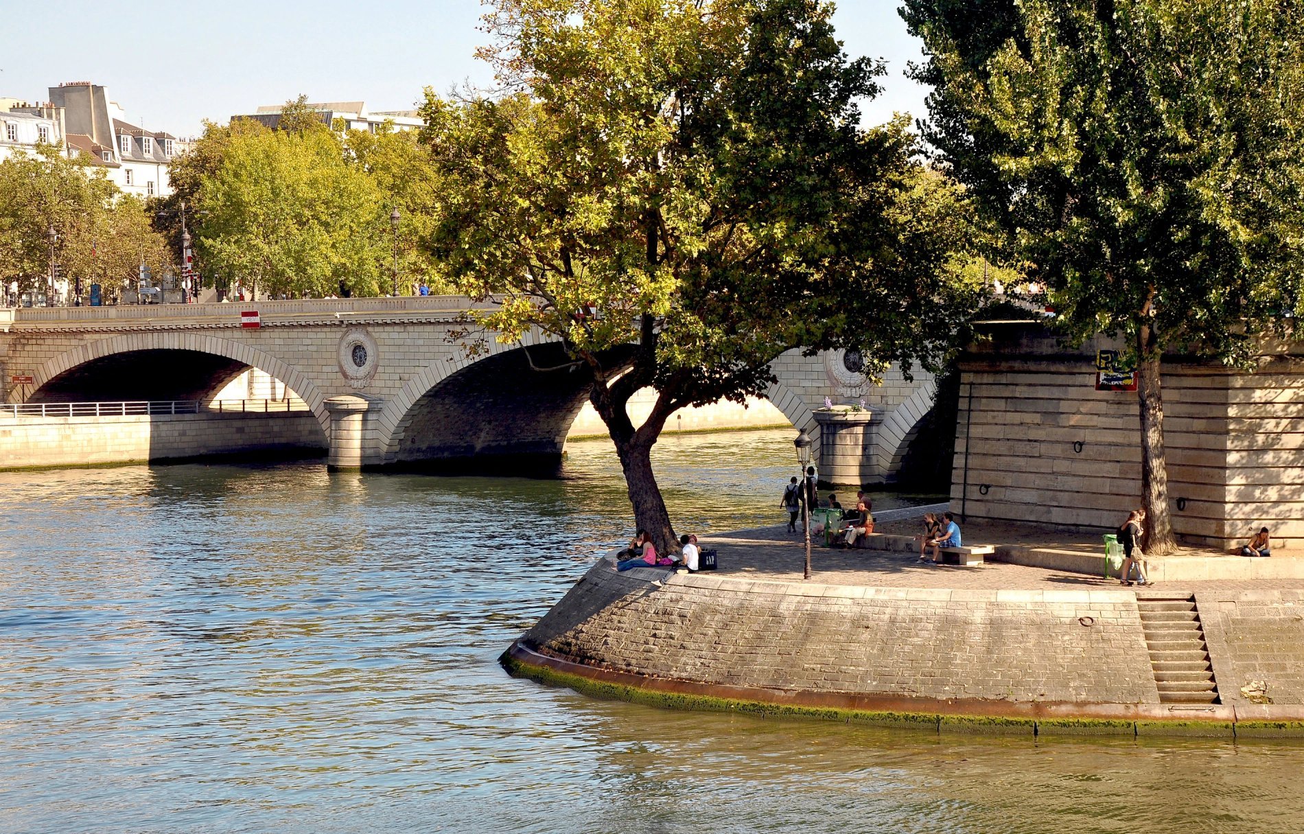 summer vacation in paris - eiffel tower