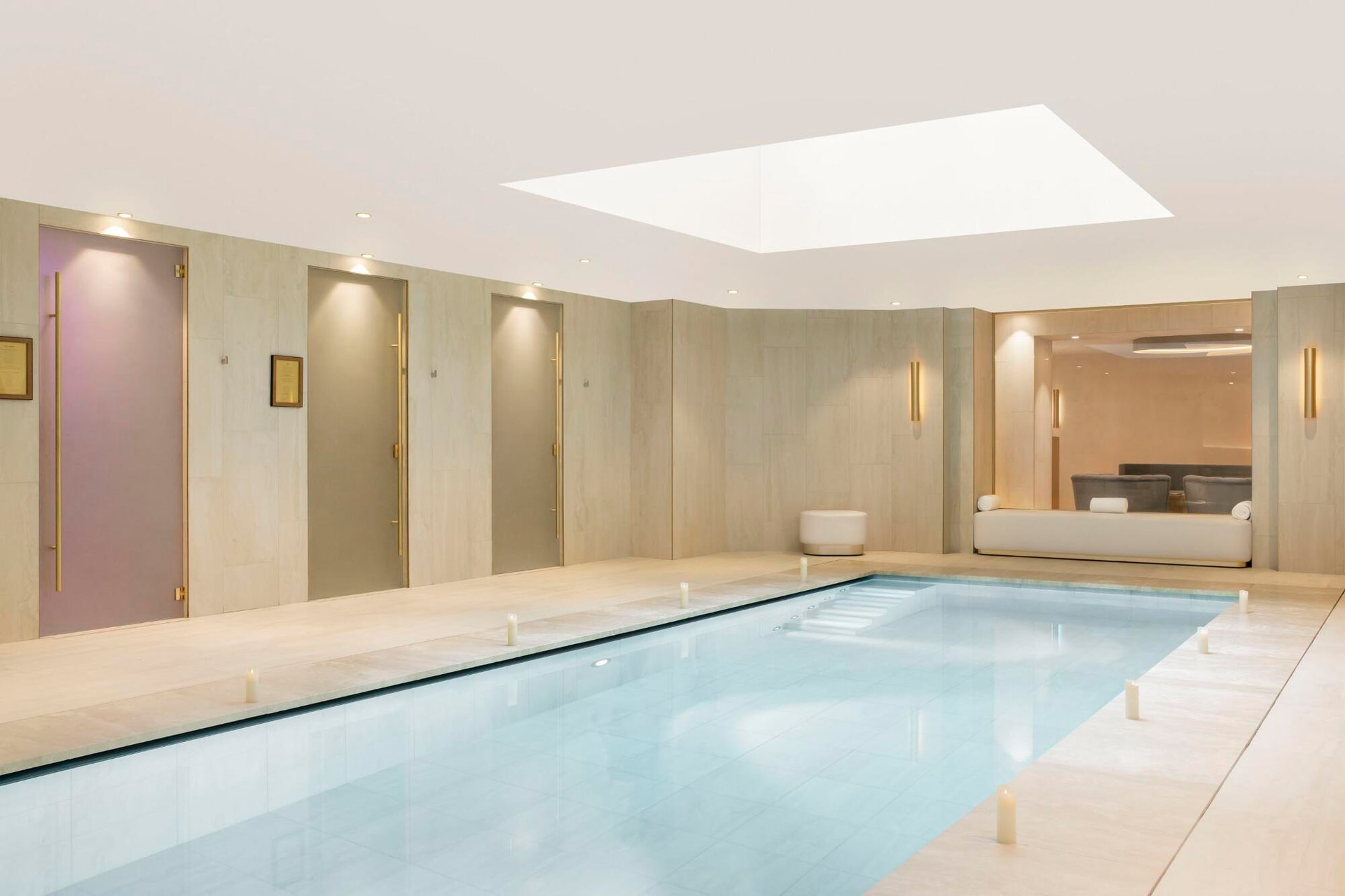 Spa Pont-Neuf by Cinq Mondes indoor swimming pool