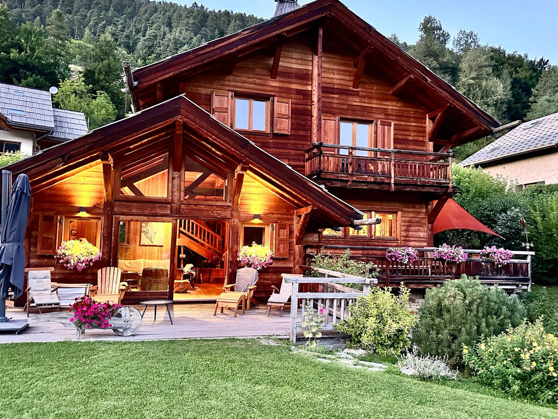 6ce045bc-e455-45d9-a5a1-85257b3de89b