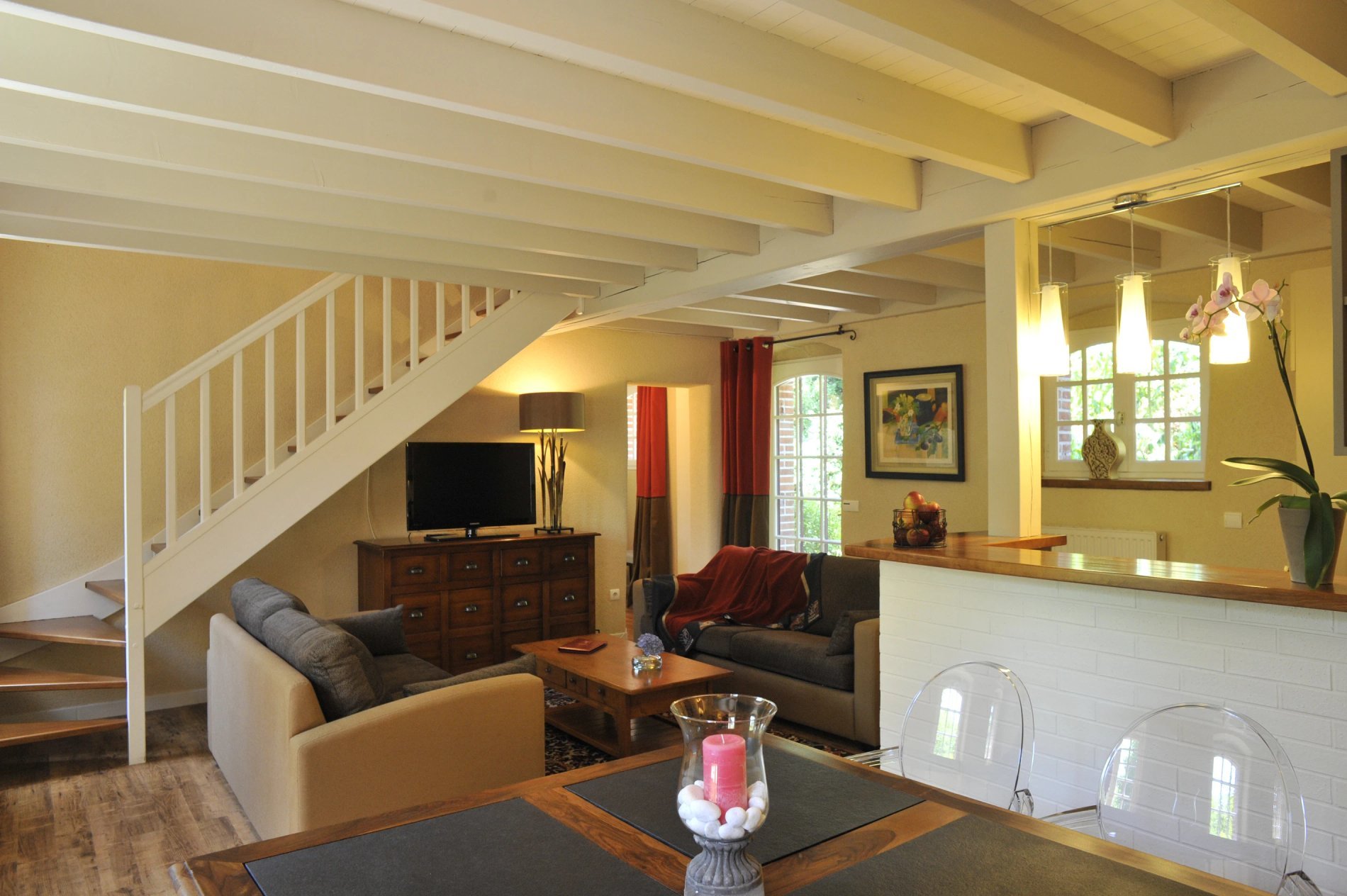 6cf08d7a-5ba4-4fe0-a9b9-153a0eaa8973