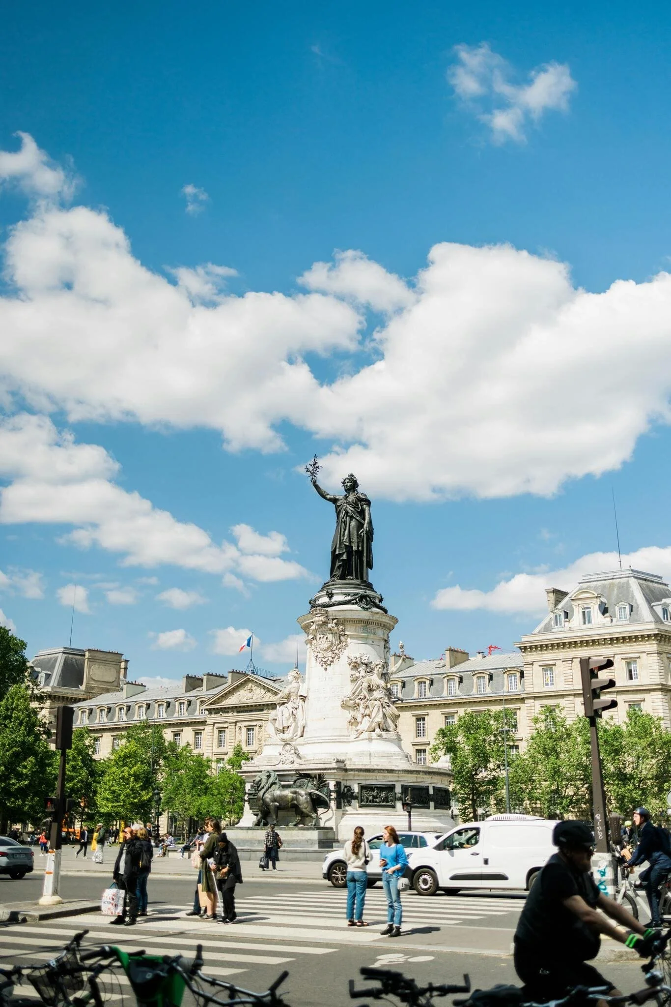 6daabb5f-961f-4eb9-a2a1-186c57900bd0