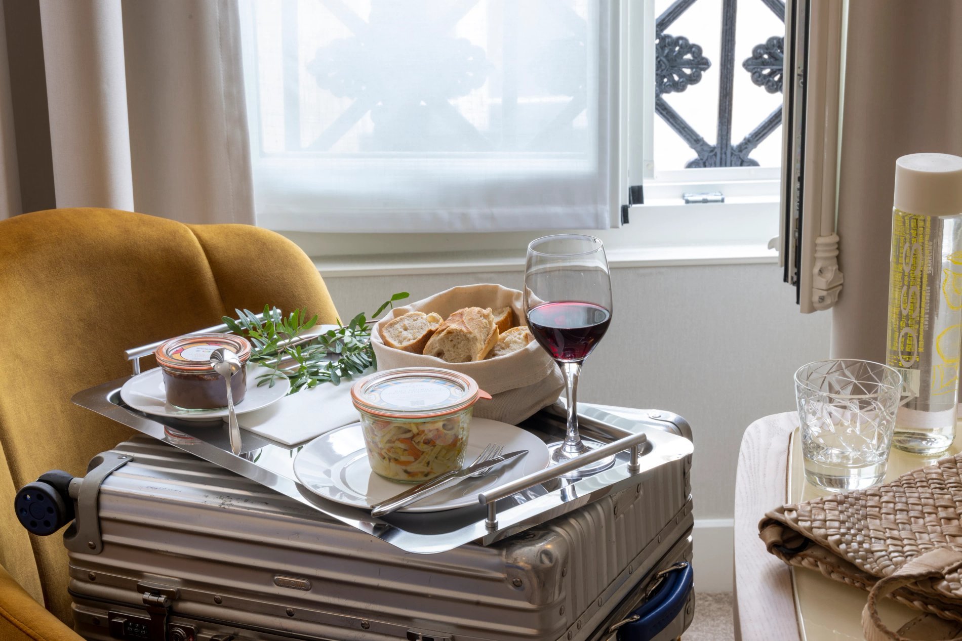 Hôtel Duminy Vendôme | Meals in room