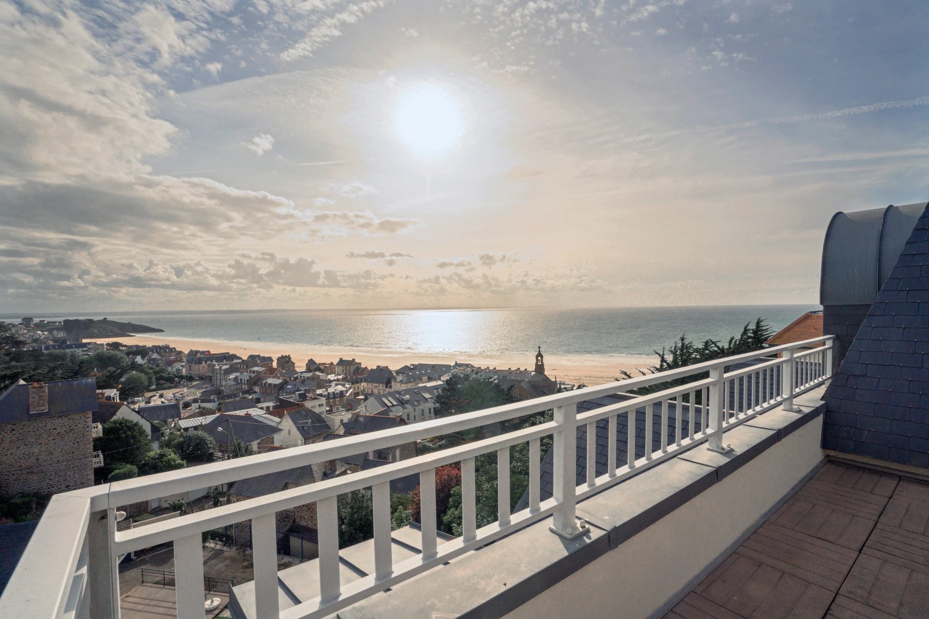 SPA Marin Val André | Villa with sea view