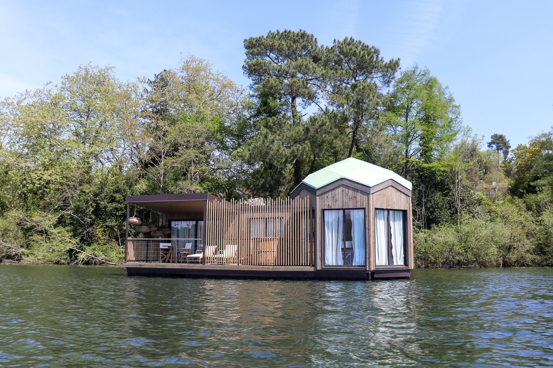 6e81d6fc-4519-4229-82bc-d57344857a09