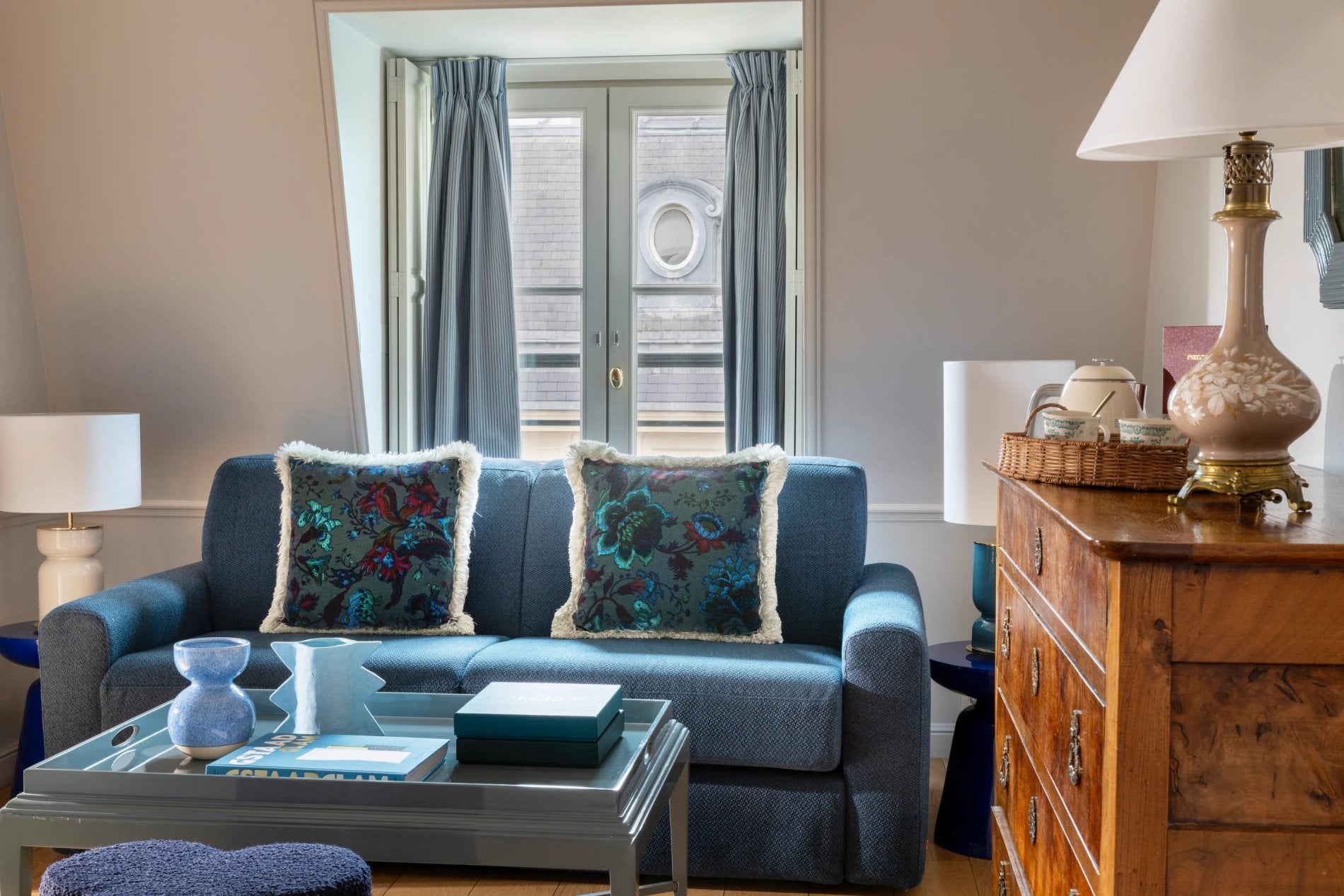 Hôtel Le Lavoisier Chambre Suite Canapé-lit Bouilloire