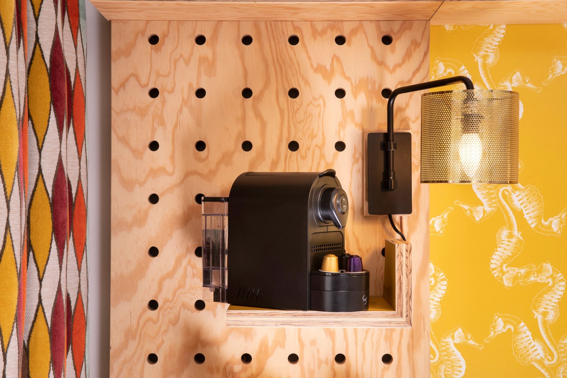 6f6db246-030c-4d09-aa9a-432e852a3227