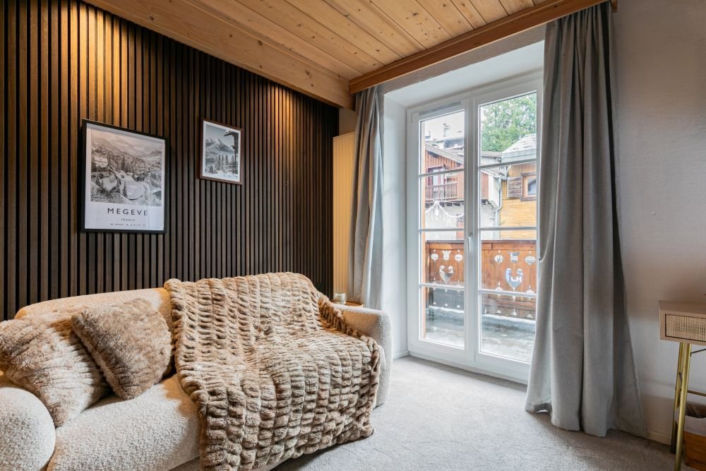 6fa3111c-d5fb-453a-841f-4ebb7edde98c