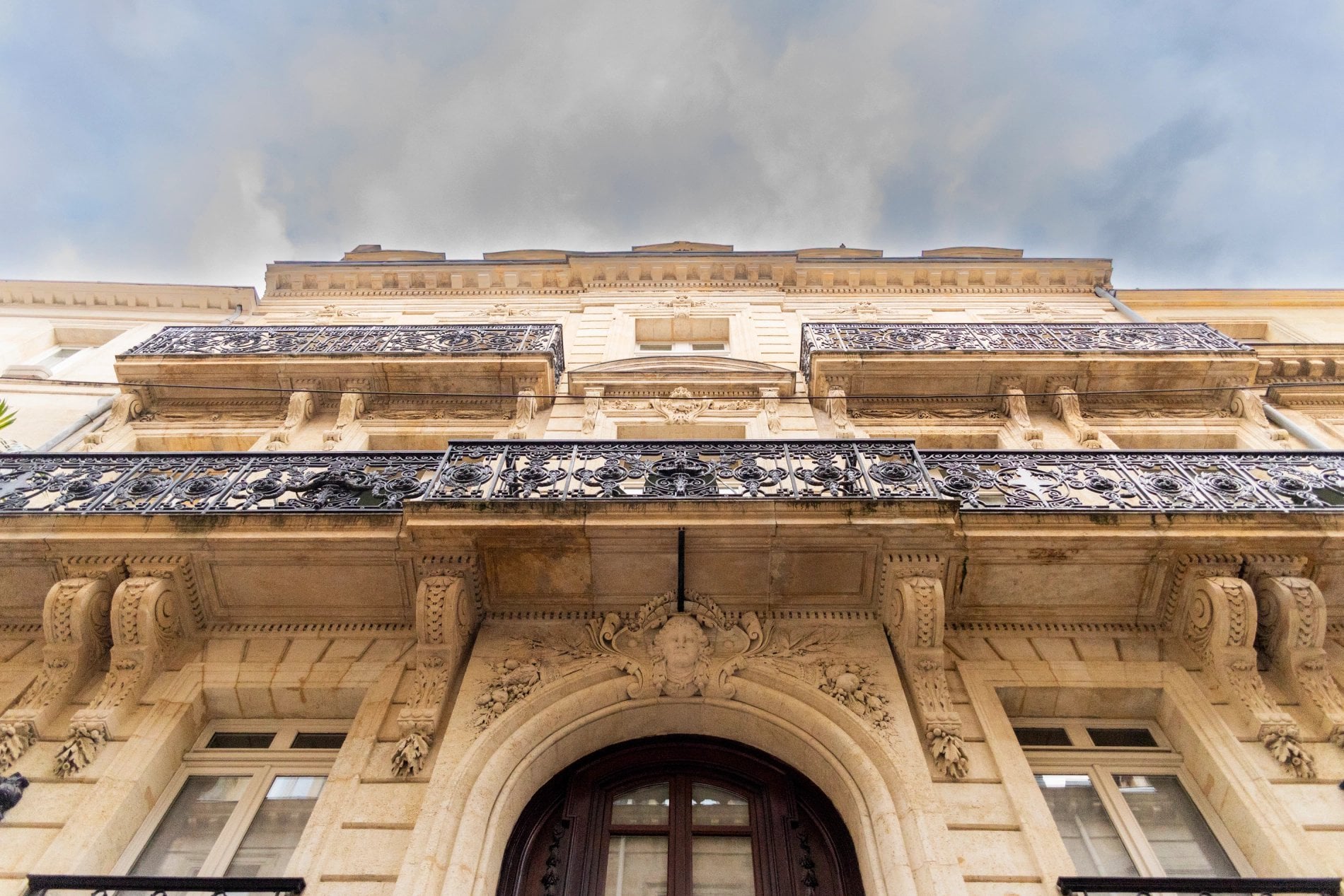 6fc89910-fd57-44dd-8504-8bda2b4ea9ae