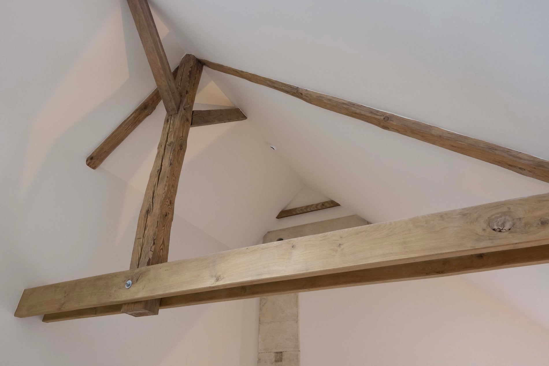 70374d55-c29e-42a0-a6dd-4e4d947766c7