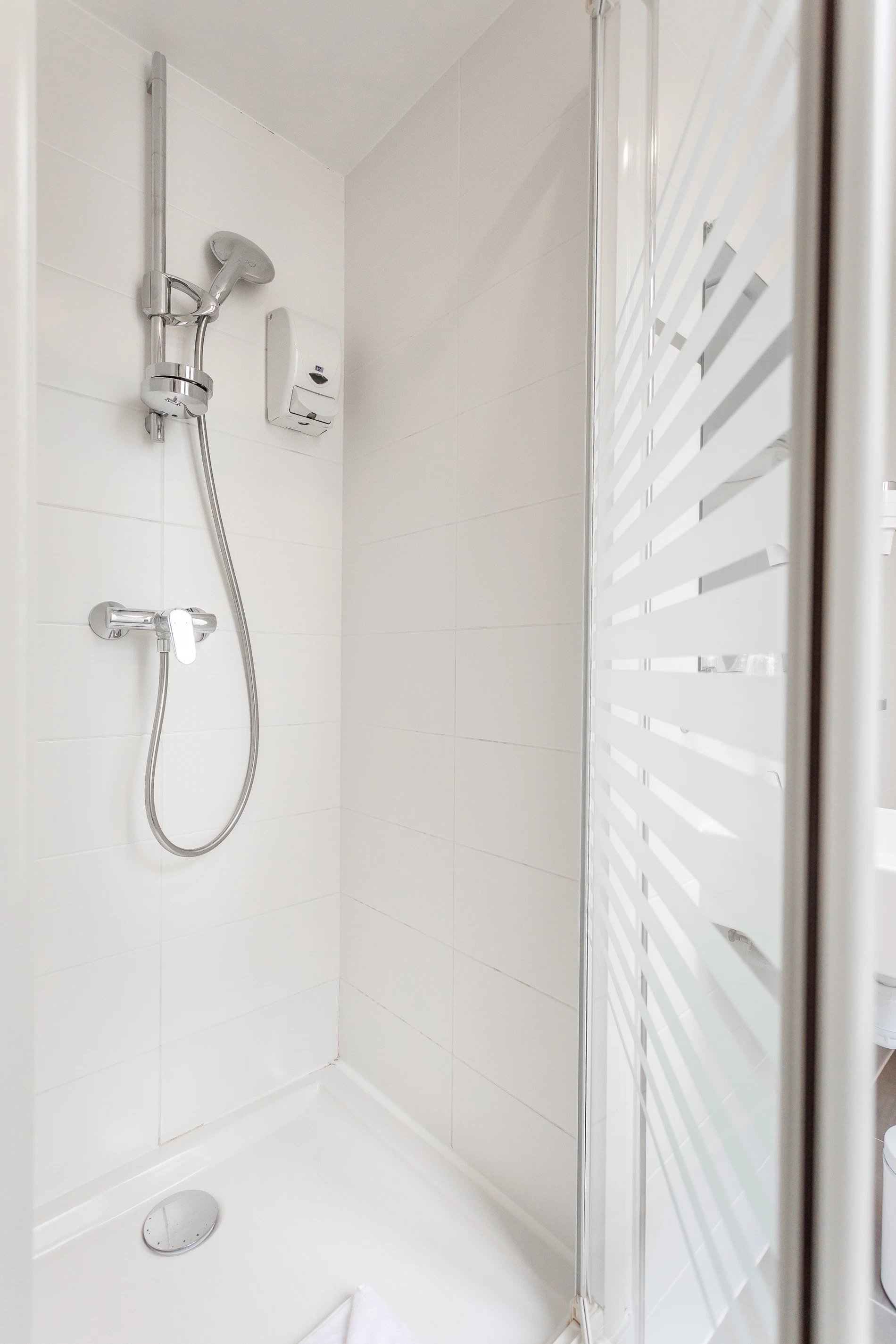 70db5c33-f9f6-4145-bb2f-dc2f693cb910