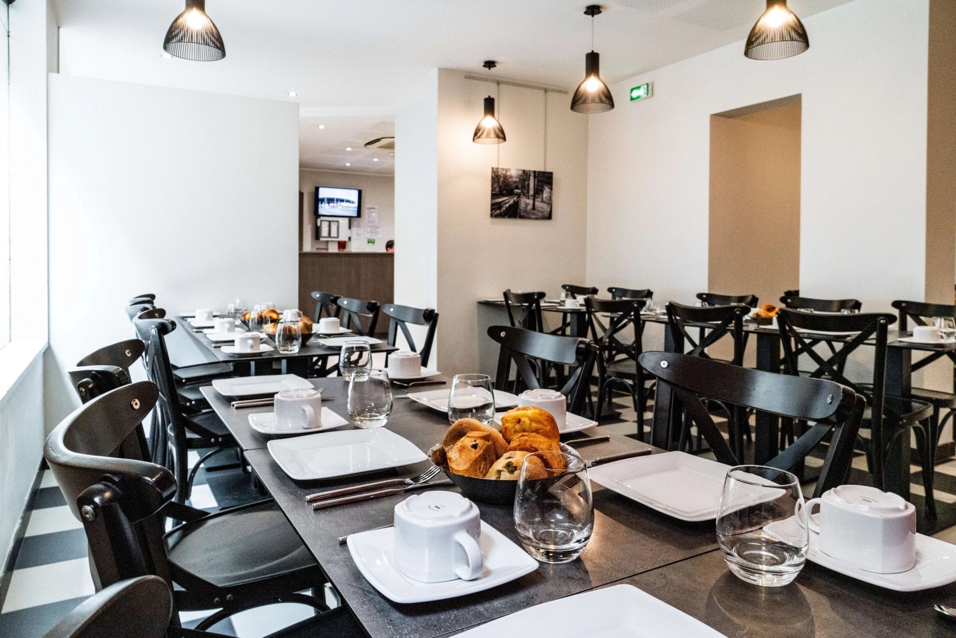 Petit-déjeuner - Hôtel de Flore - Hôtel de Charme Paris 18