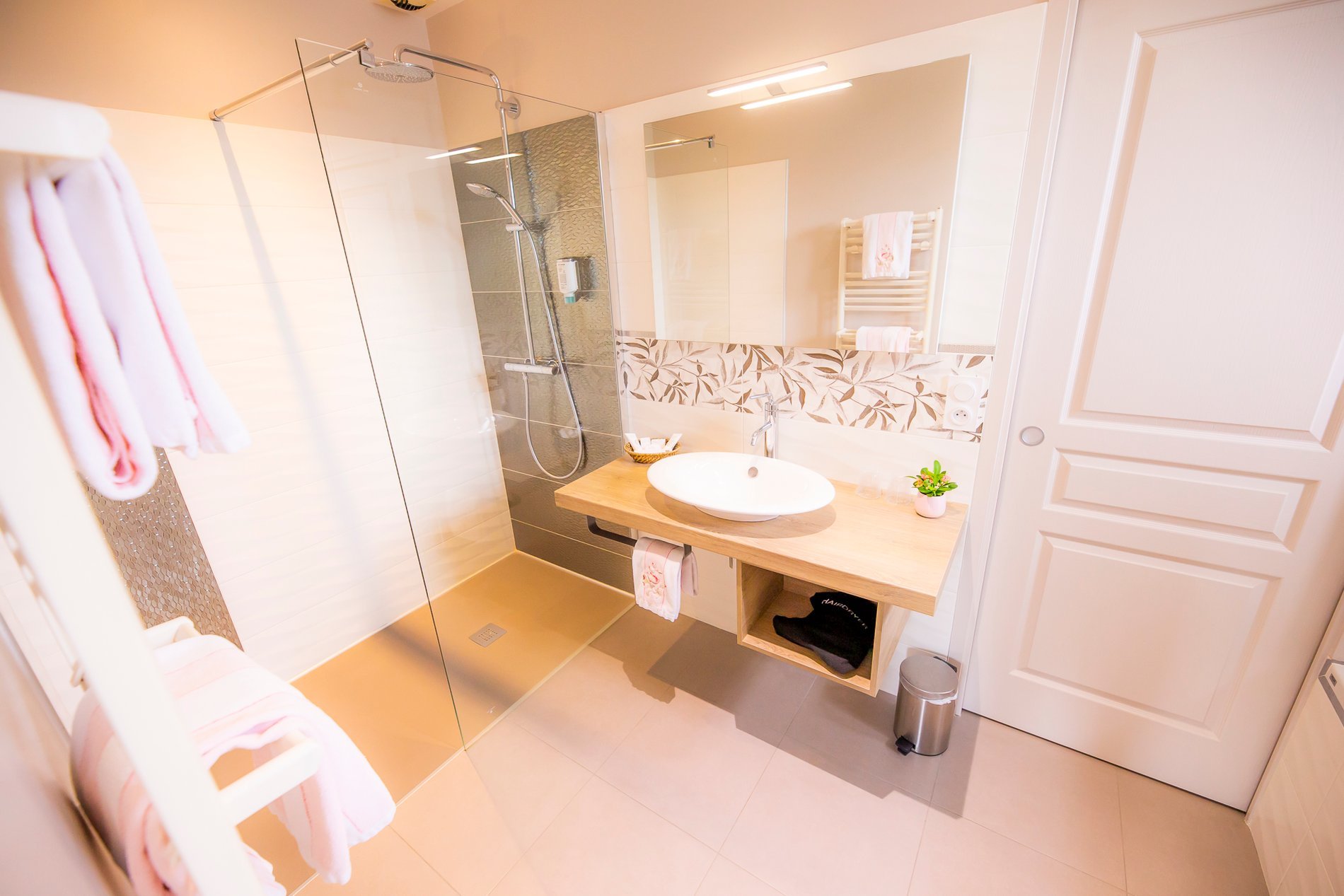 La Ramade | Salle de bain Chambre Supérieure