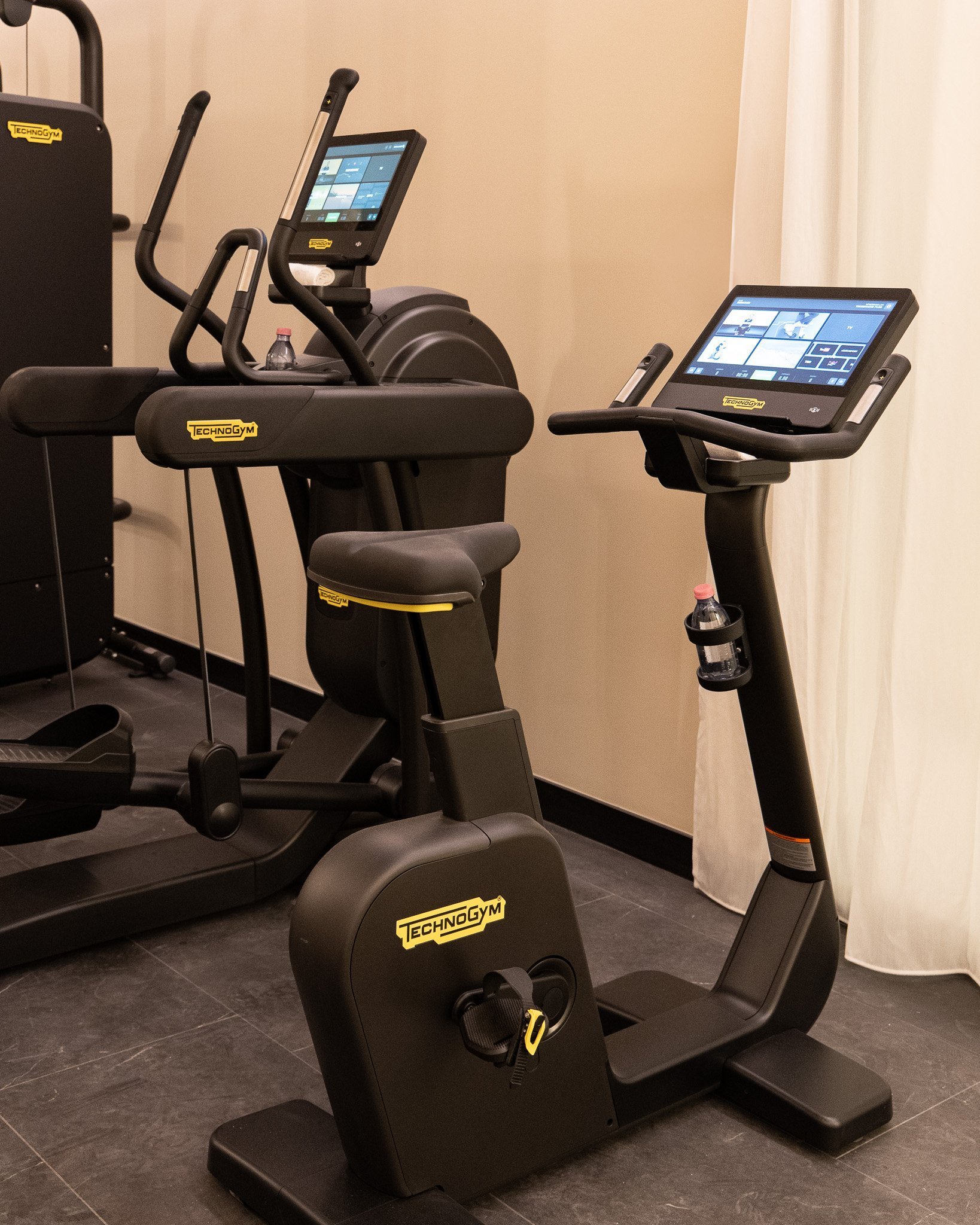 7157397b-eedc-4ff8-9491-000c31f87136