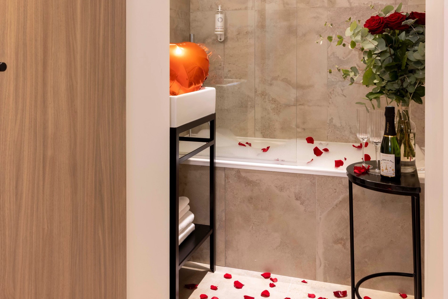 7176d401-323d-46ce-8f0a-1629eba51b3d