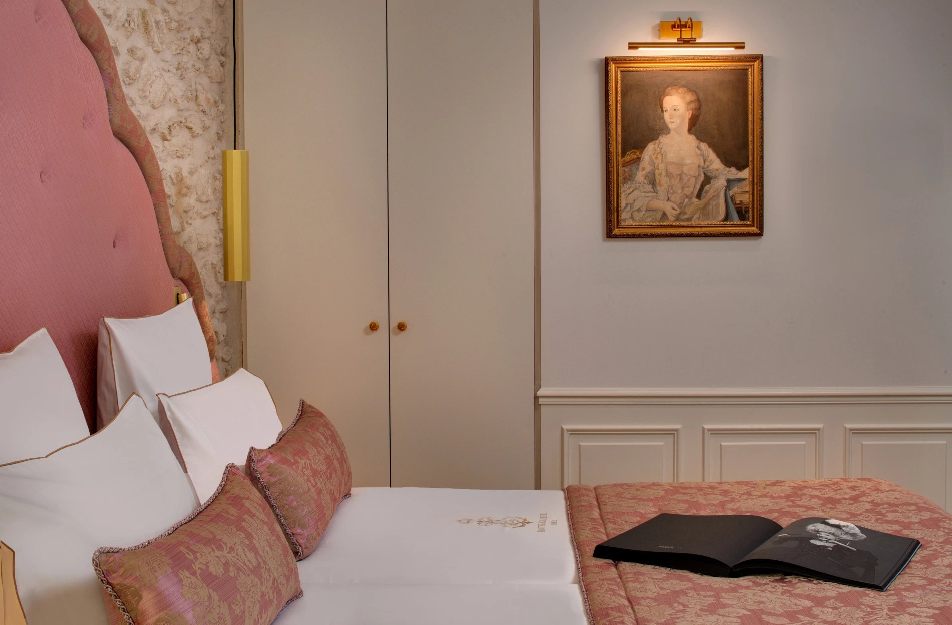 71889dac-1899-450a-a2b7-46c2263358d7