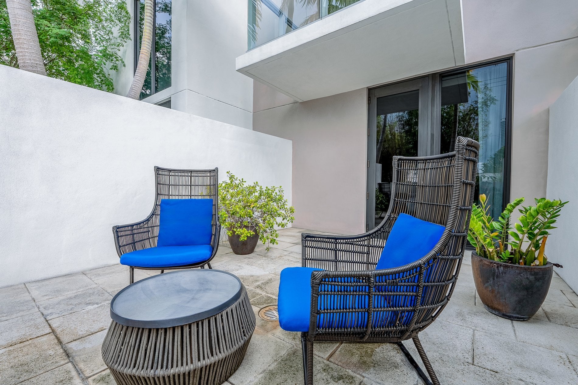 Hotel Room South Beach Miami - Deluxe Room Terrace - Angler's Hotel