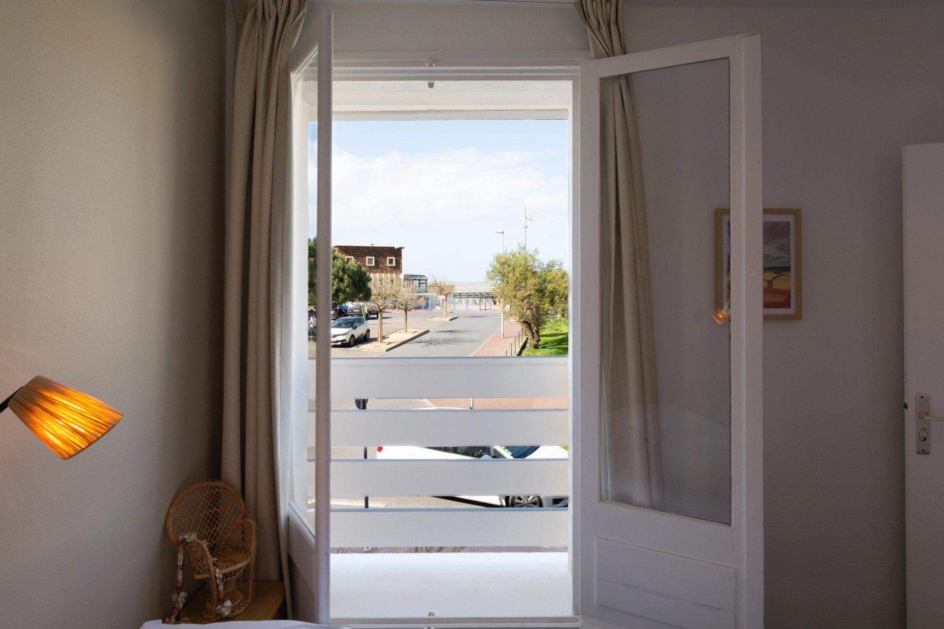 73946007-9893-46c3-8c64-2a3db2ad2e31