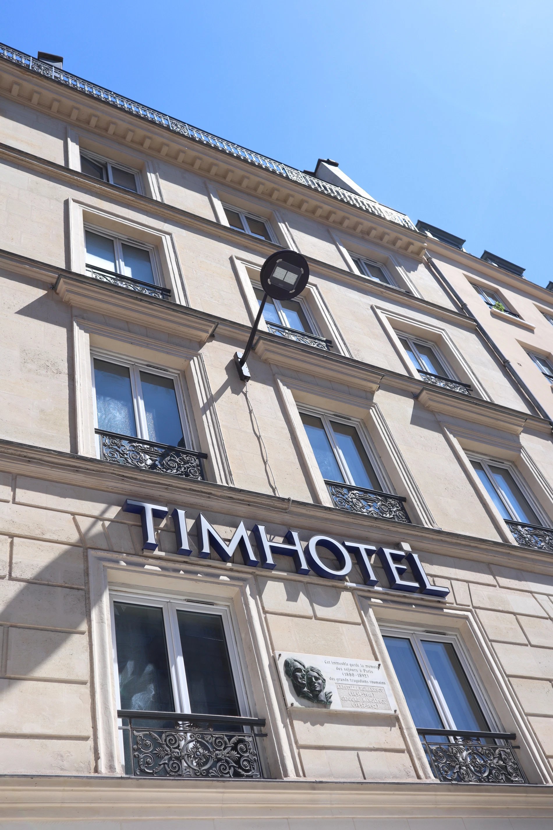Façade de l'hôtel Timhotel Louvre