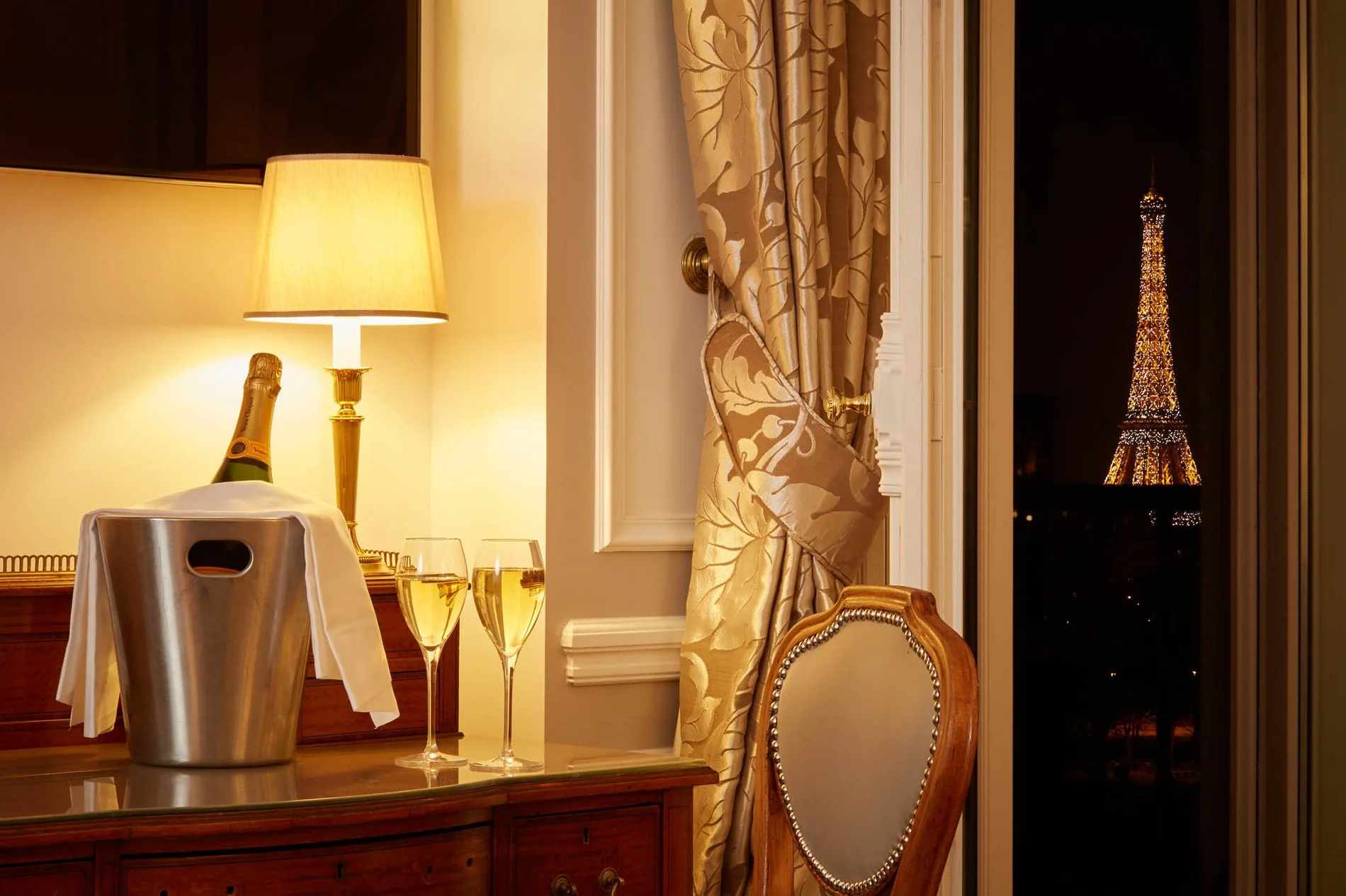 73bd6e00-9218-4c08-b3ee-b03461afa0ea