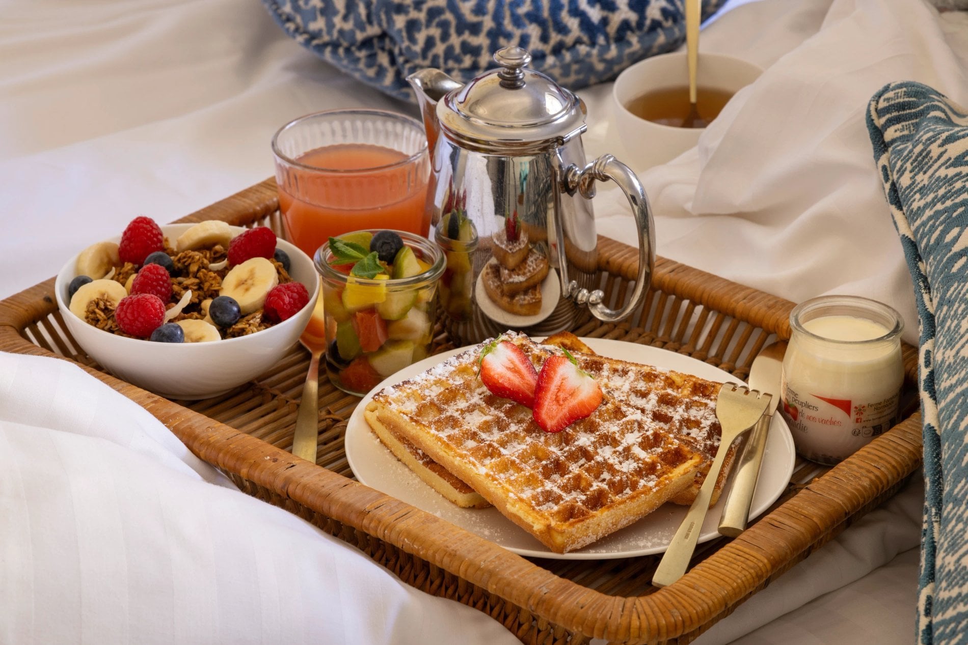 Hôtel Le Lavoisier petit-déjeuner chambre