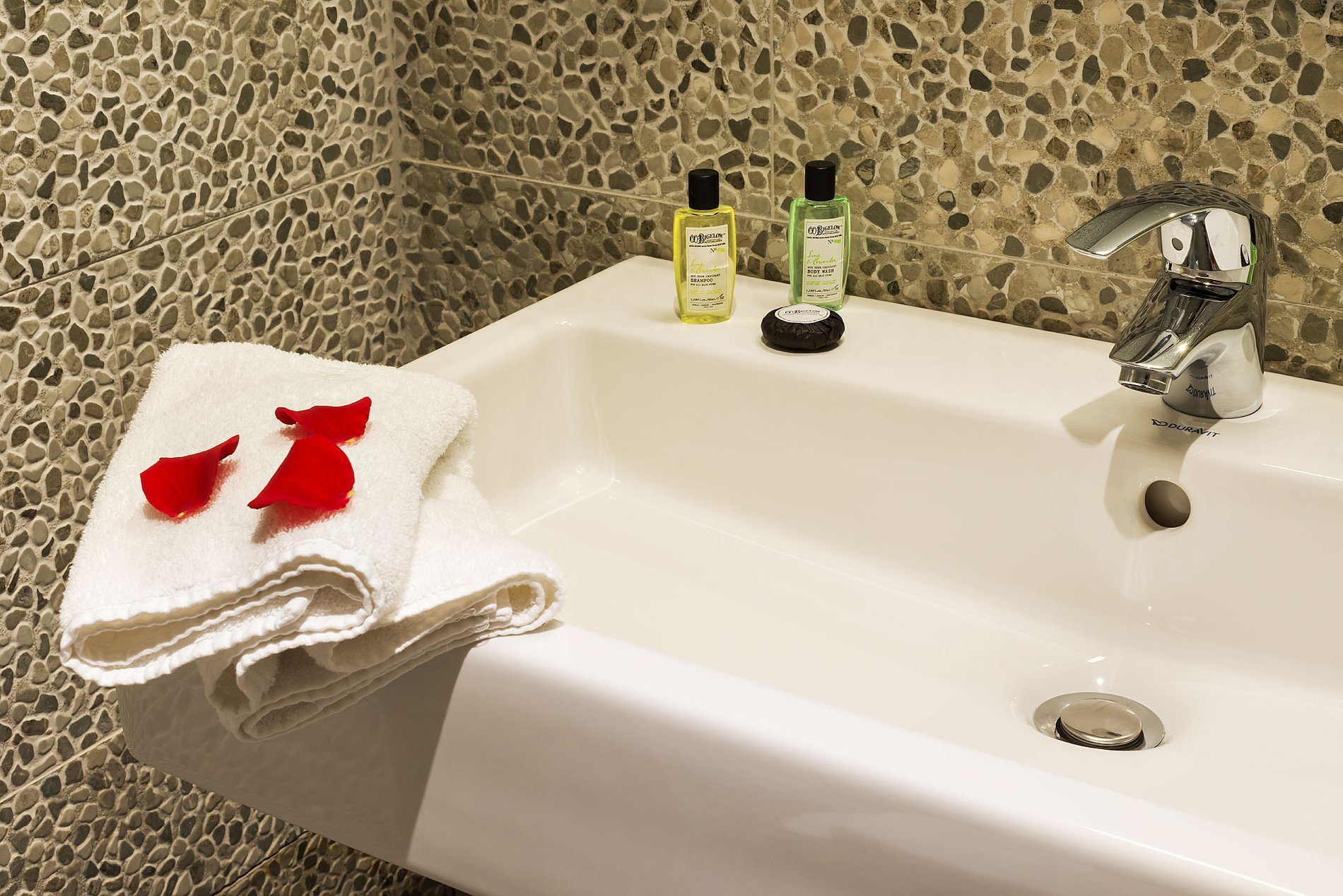 Midnight Hotel Chambre Salle de bain