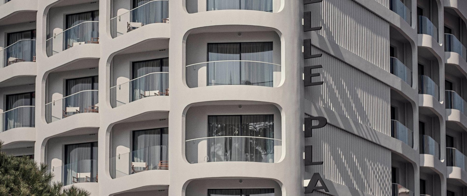 Belle Plage | Front residence