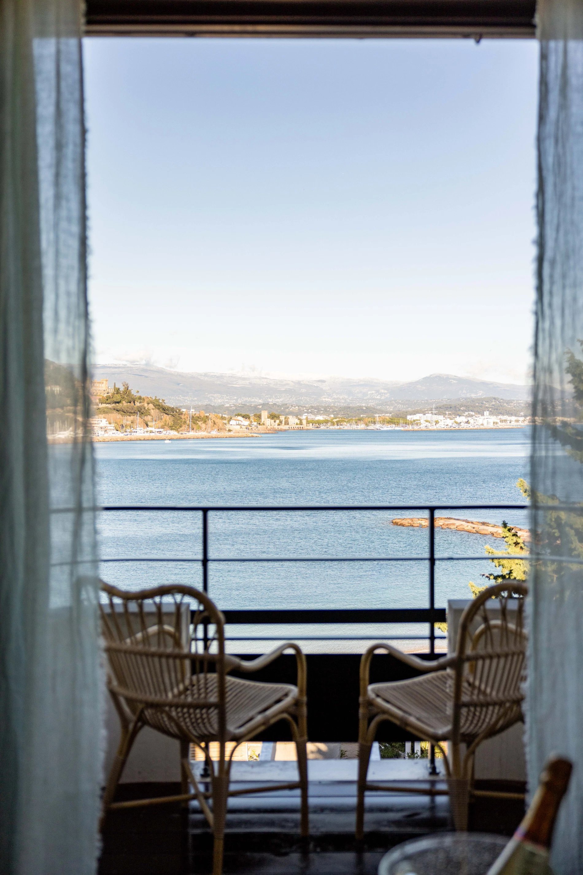 7793a003-435f-4a77-bfbe-a32cbdb7ac10