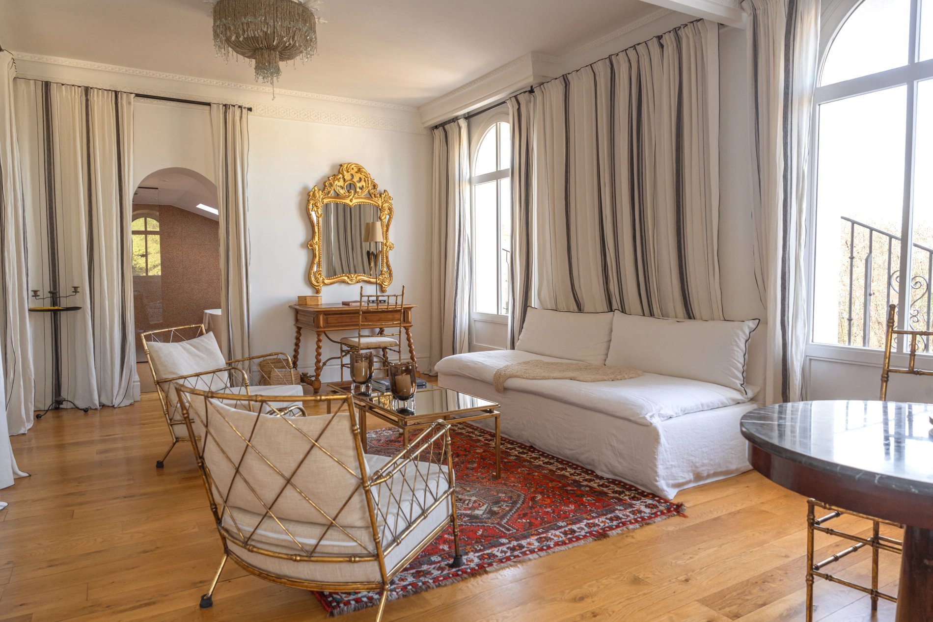 77cdd5f5-4cbf-4b80-bf9c-bd99e18cda9a