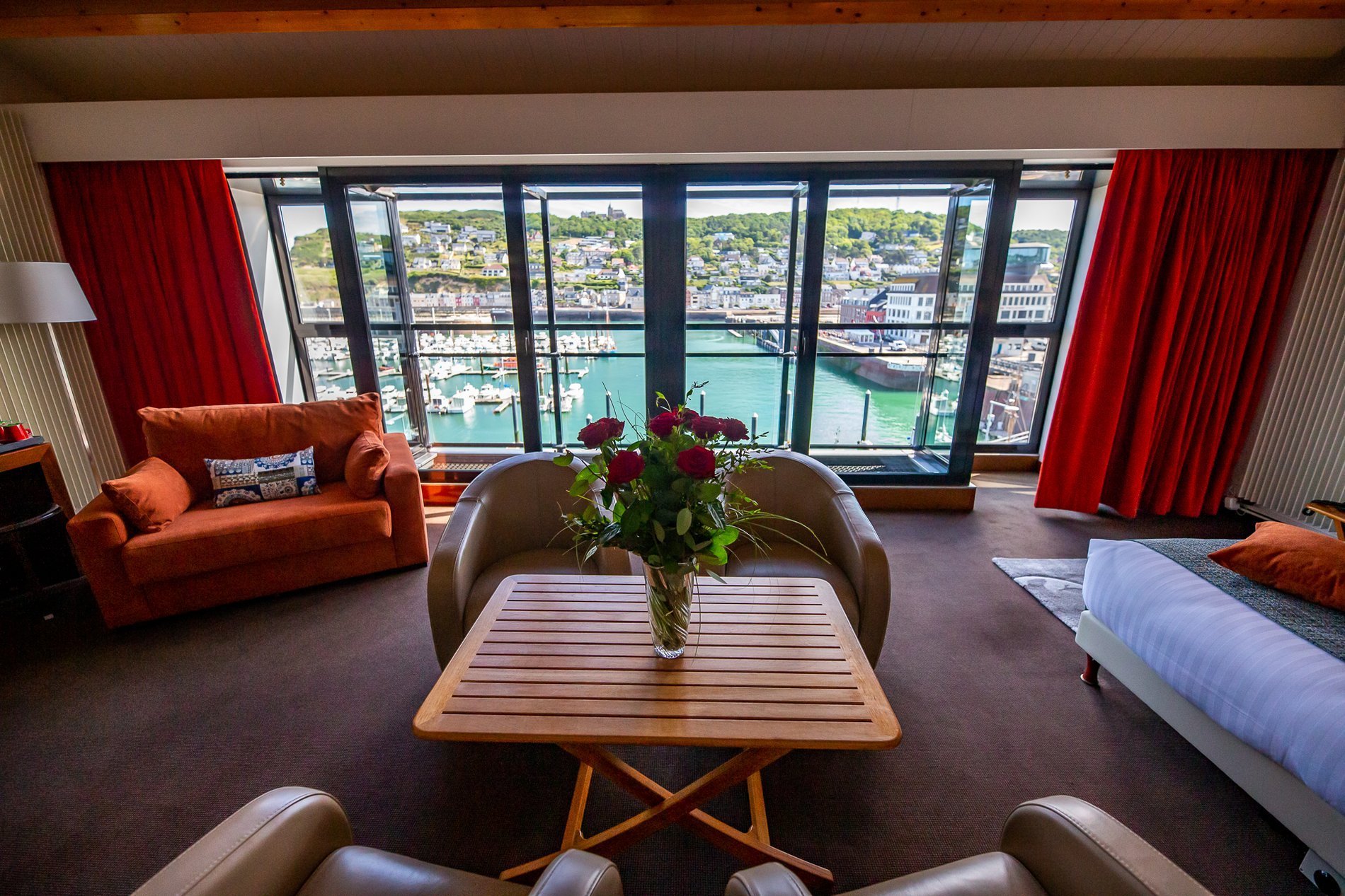 Nos 5 plages préférées pour votre séjour proche Etretat  7 Suite Deluxe Hotel le grand pavoisCStephaneLeroy 9938.jpg