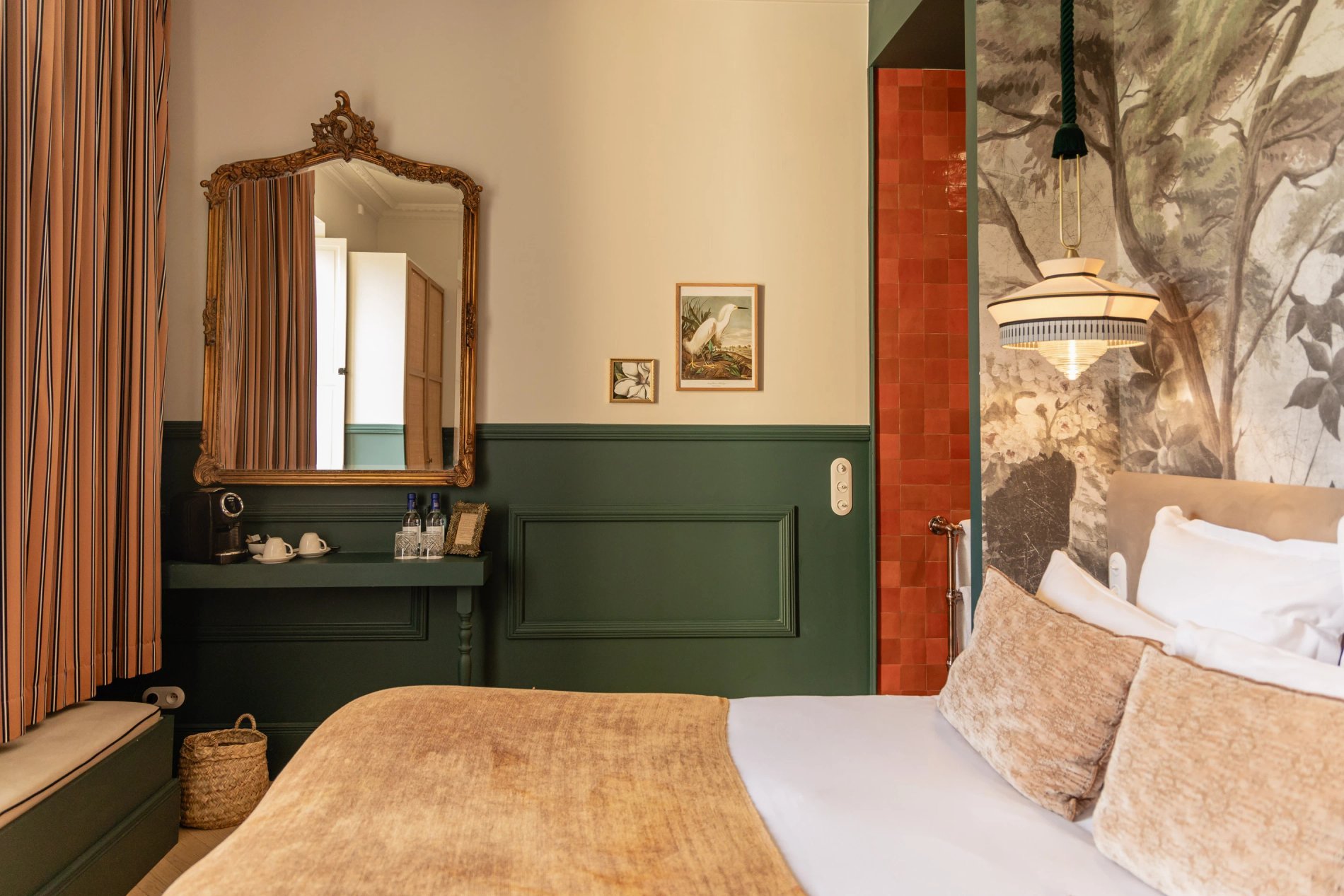 78e78d4b-4480-490e-85b4-fb168a7faf61