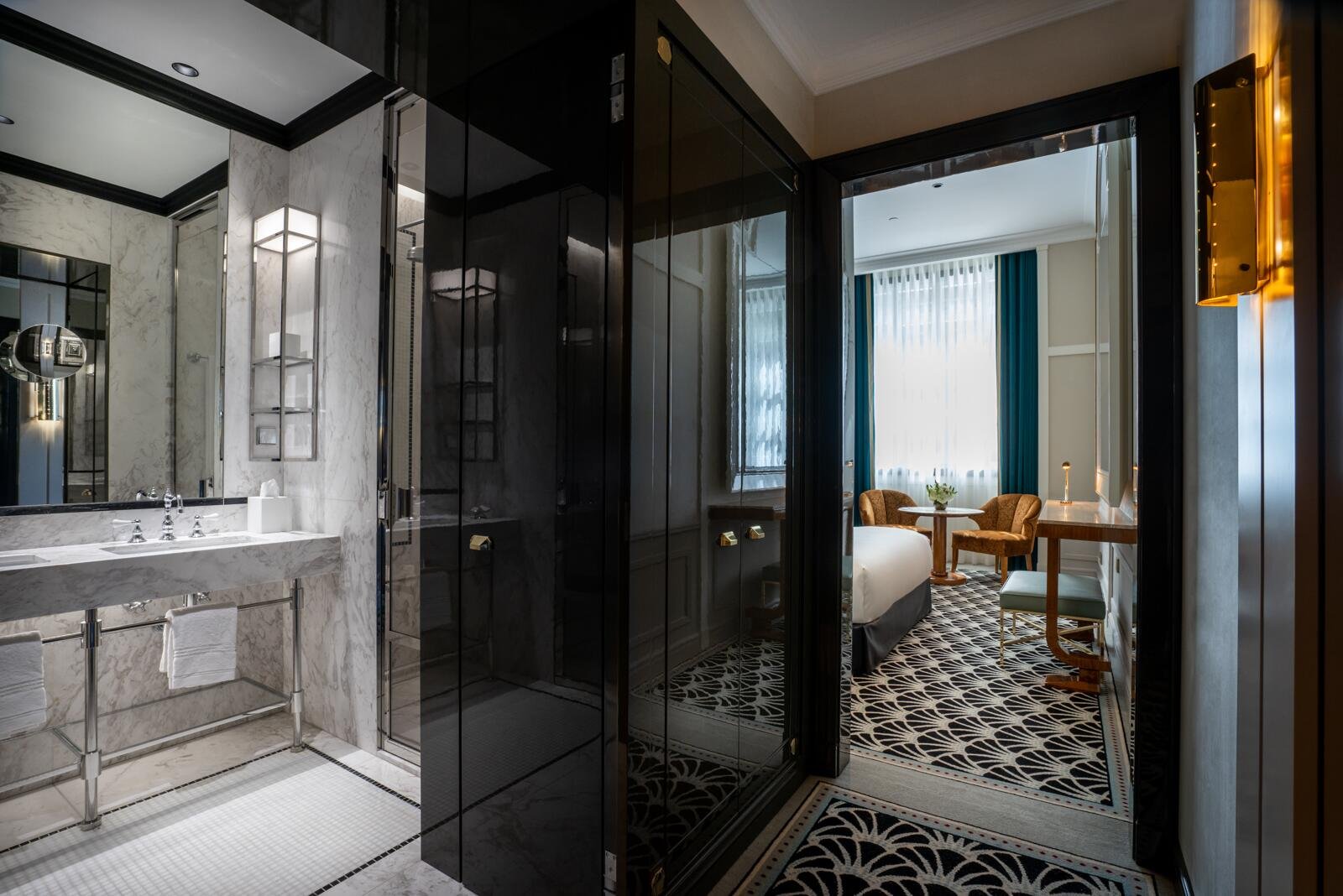Maison Albar Hotels Le Monumental Palace bathroom superior room