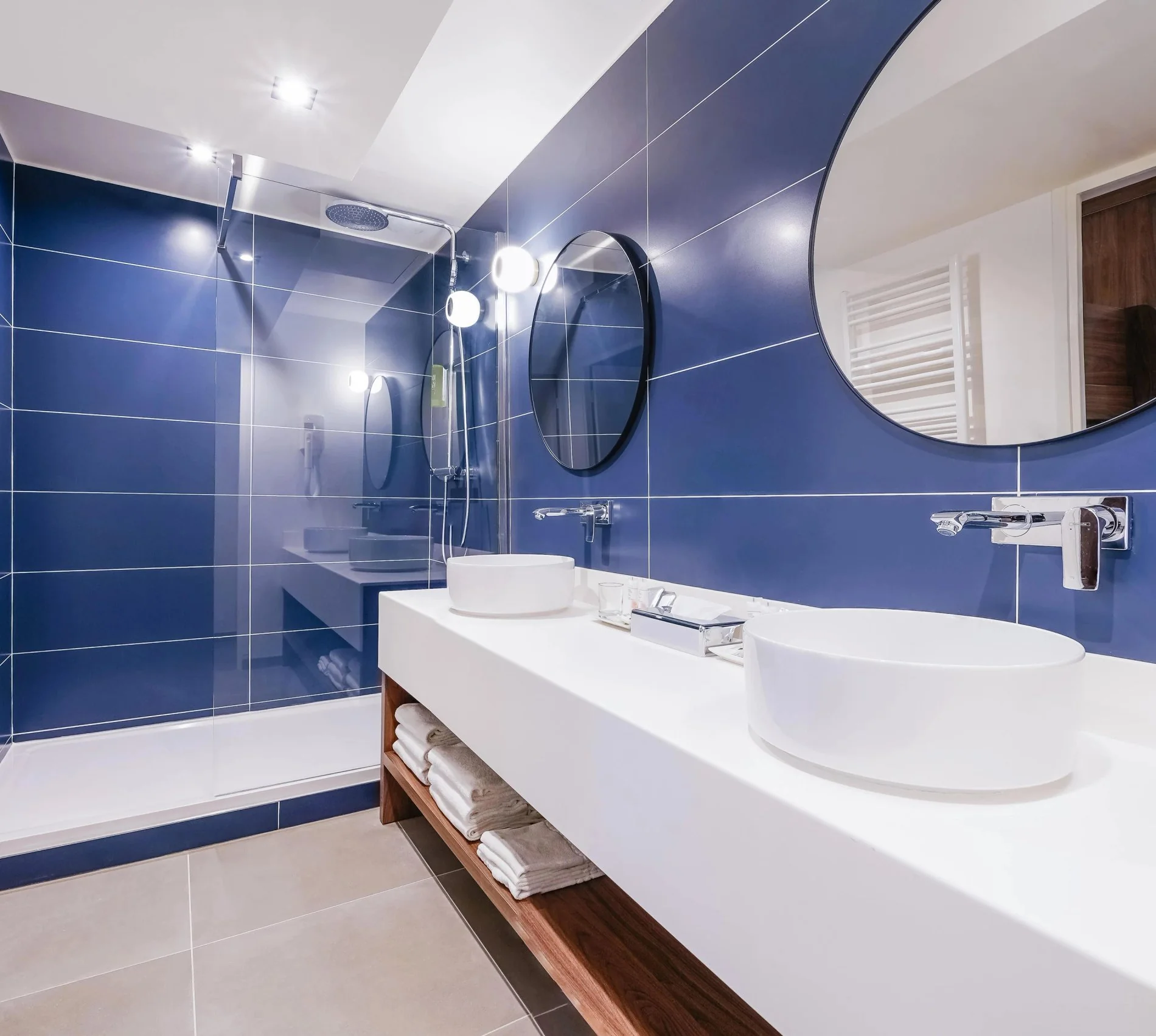 Salle de bain chambre familiale