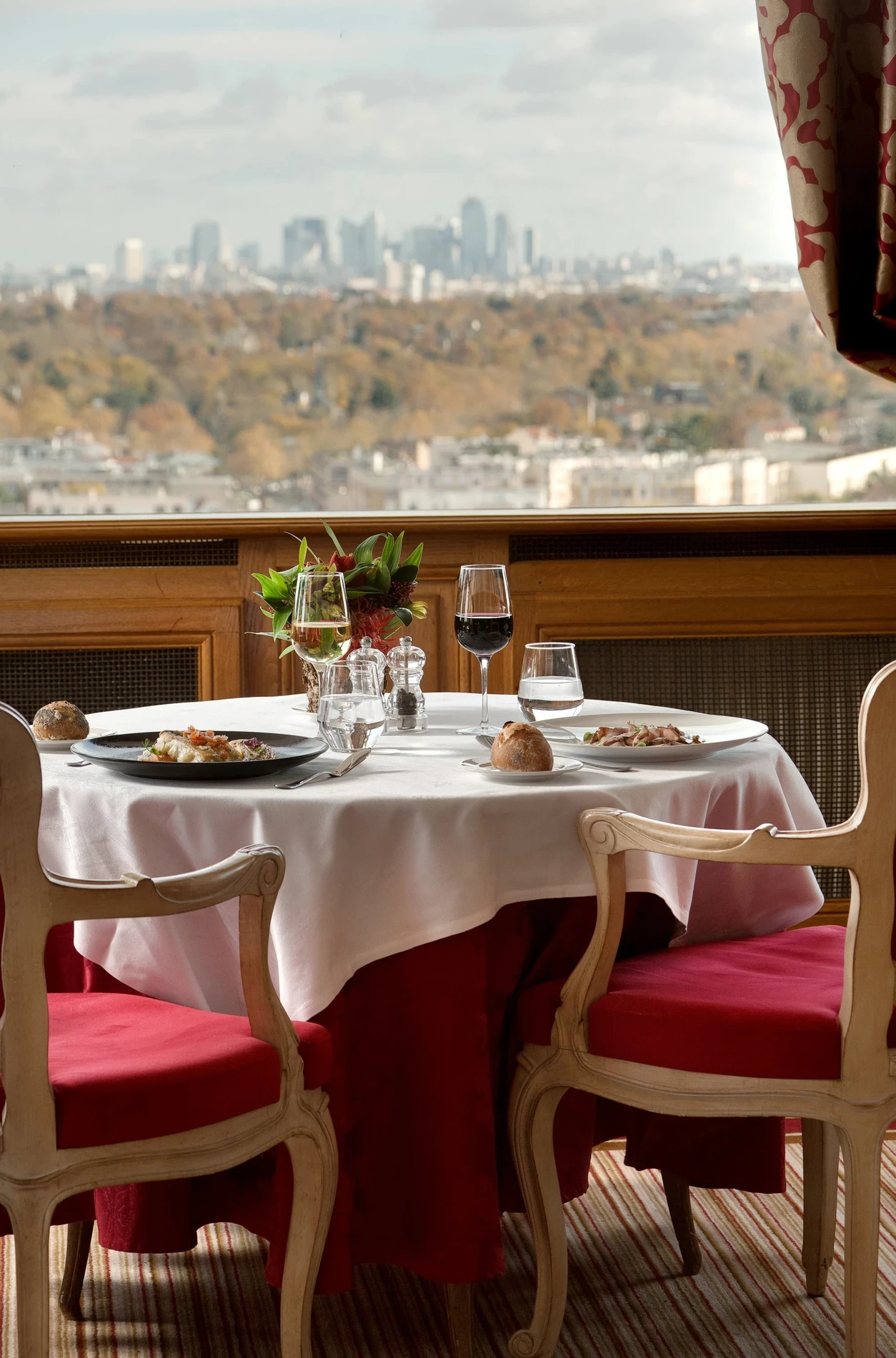 Pavillon Henri IV, Pavillon Henri IV | La Table IV | Panoramic restaurant