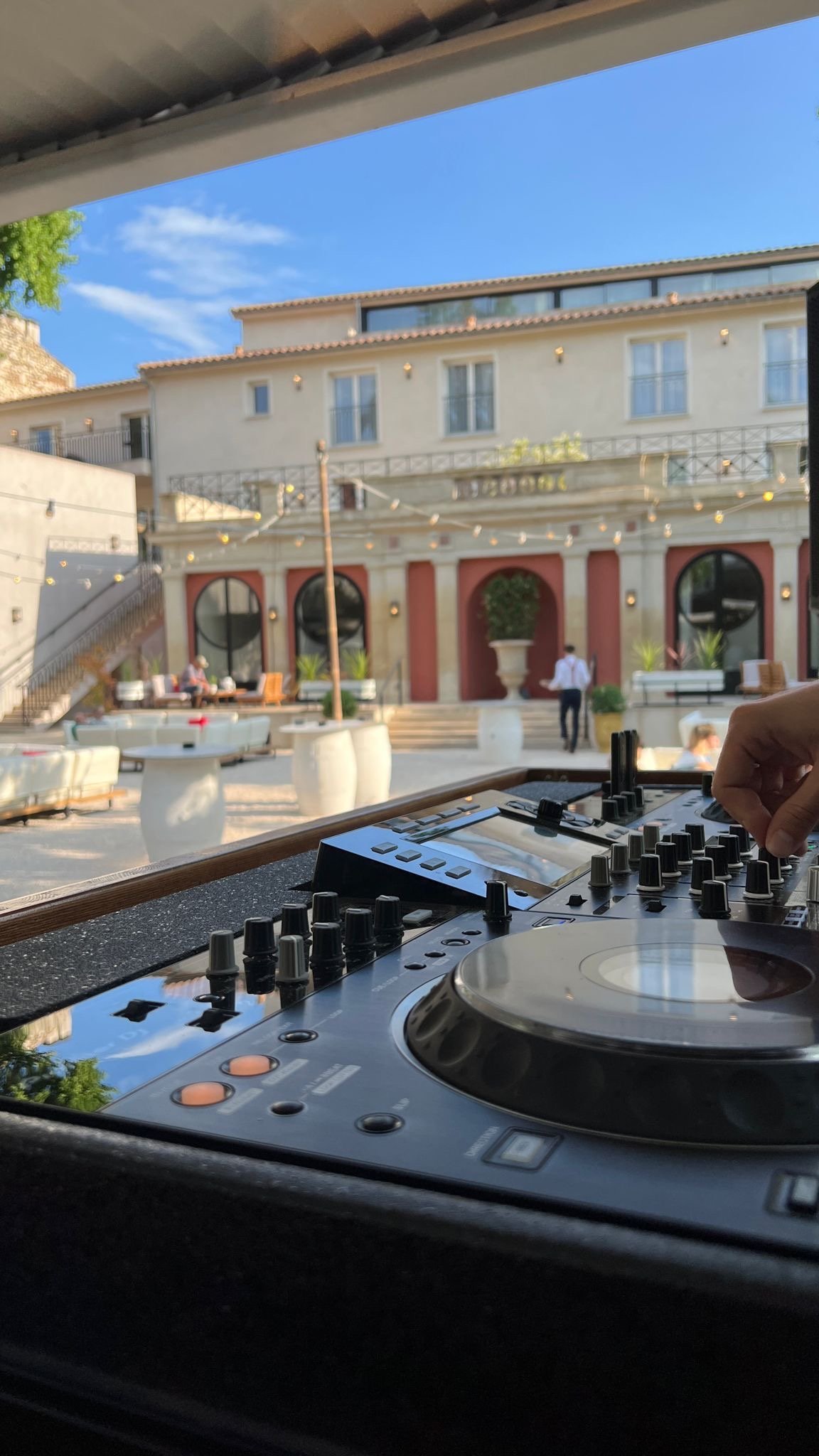 7a7a5220-4448-40e3-9269-a0f1c78e337e