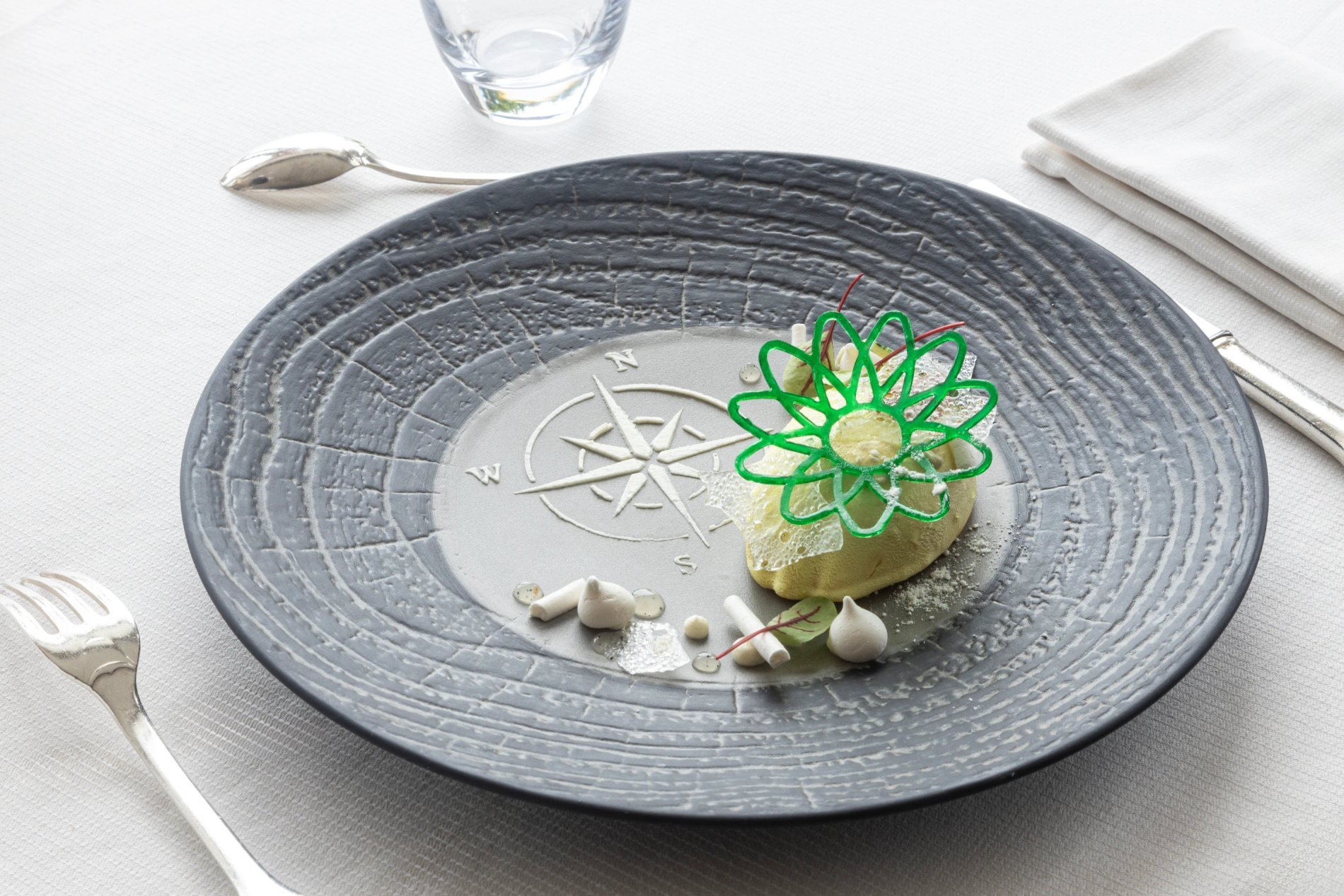 7aa4d597-5f20-4115-b51f-1186f300f93d