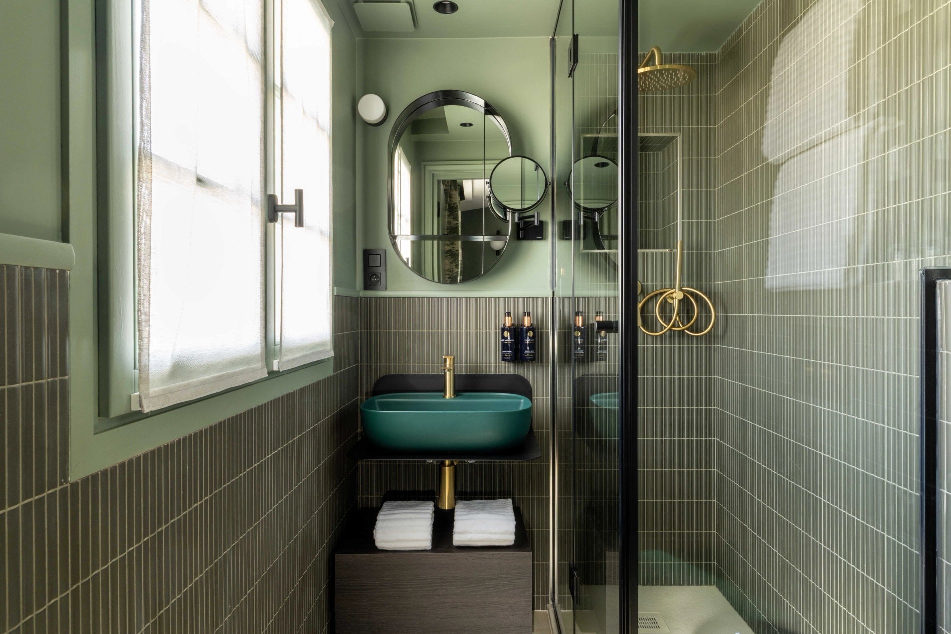 7ab8c54c-dd36-44b8-b6aa-6f5639a92d7f