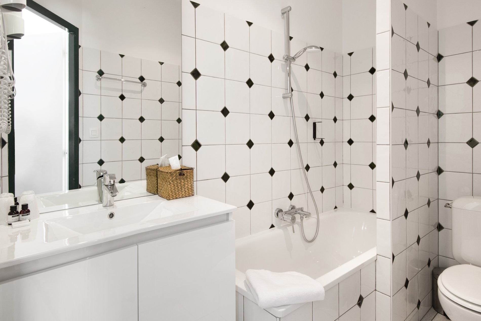 7b04ebdf-d548-47f8-8442-4c1f7871809e