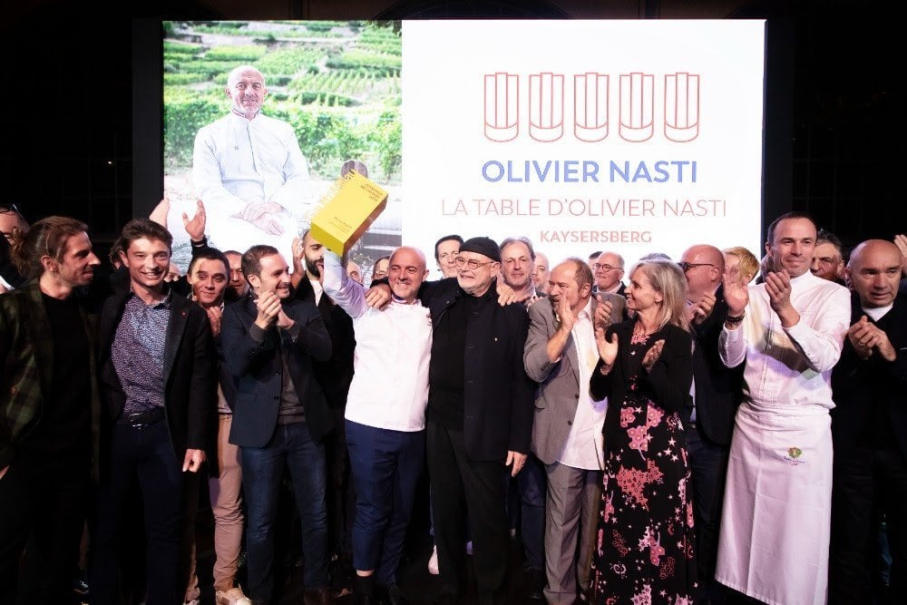 7b15e3c6-4b0b-40e3-928f-b3e7db4b6198