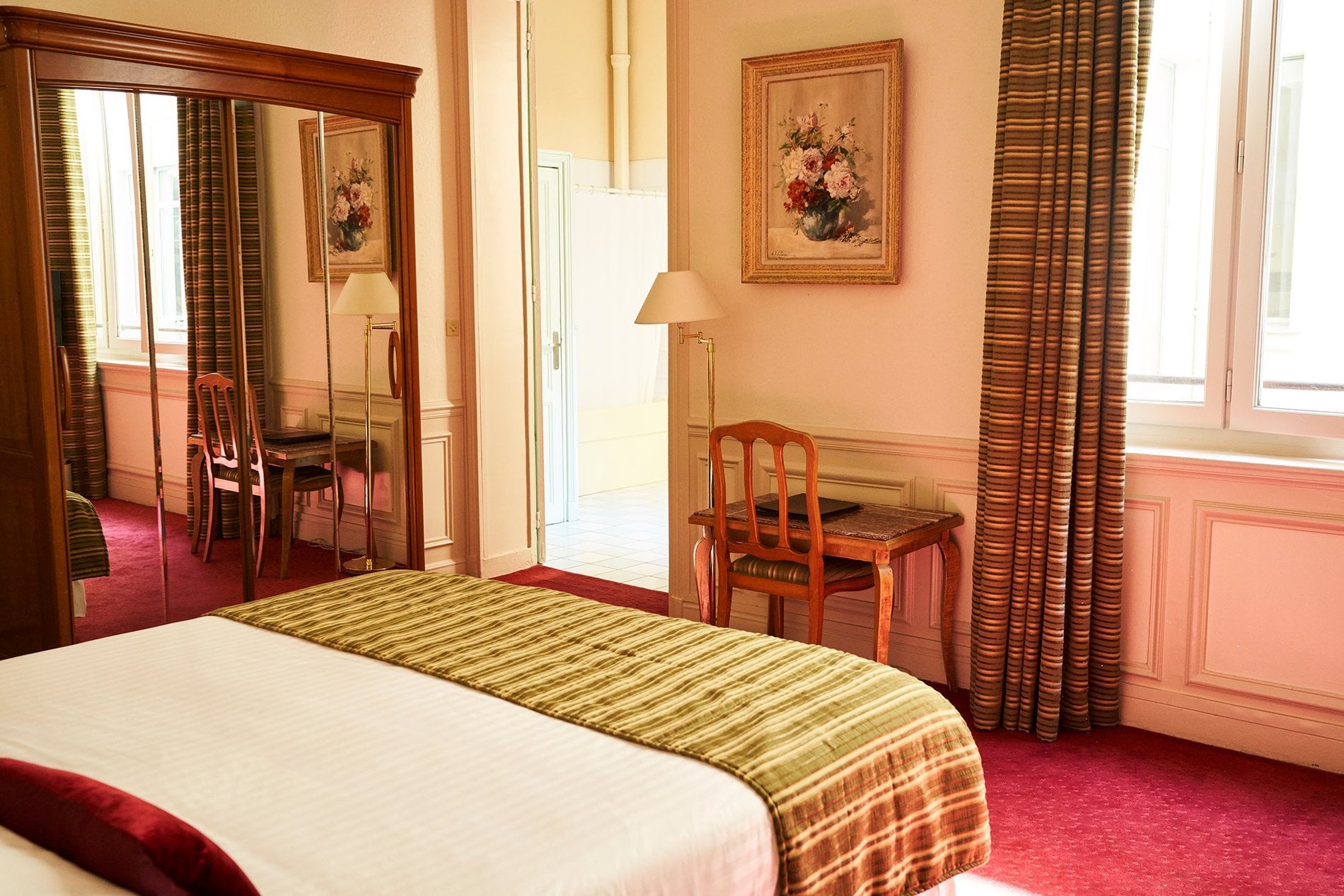 7b85385c-4105-4238-b975-48e97aac631e