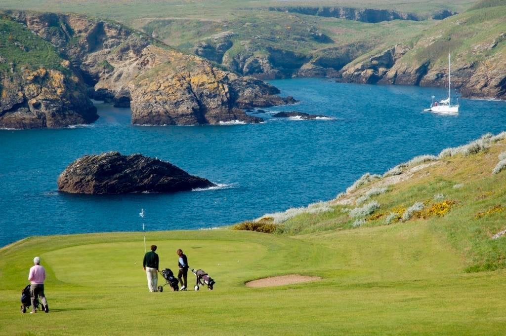 7c5b414b-cadf-4db5-a96e-e50093910060