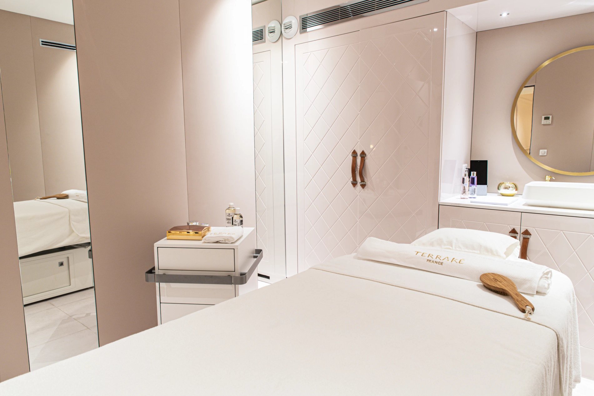 Hôtel Bowmann | Massage room