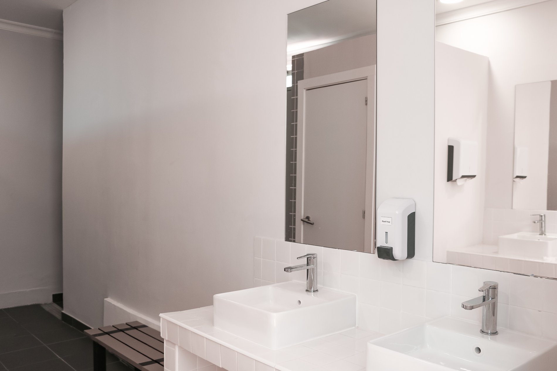 7ccff317-00ae-40d0-a631-c6280cbd2417