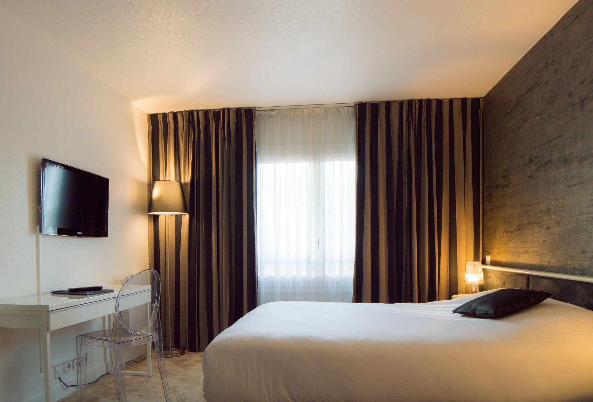 7d2308b9-1403-4ea6-9ce3-a41fc0befcb0