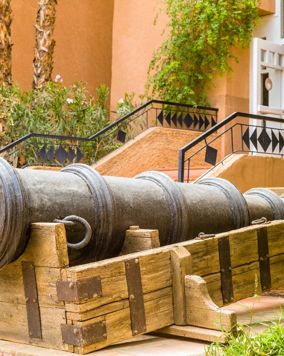 Le Berbère Palace, Ancient decorative cannon near the Berbère Palace in Ouarzazate